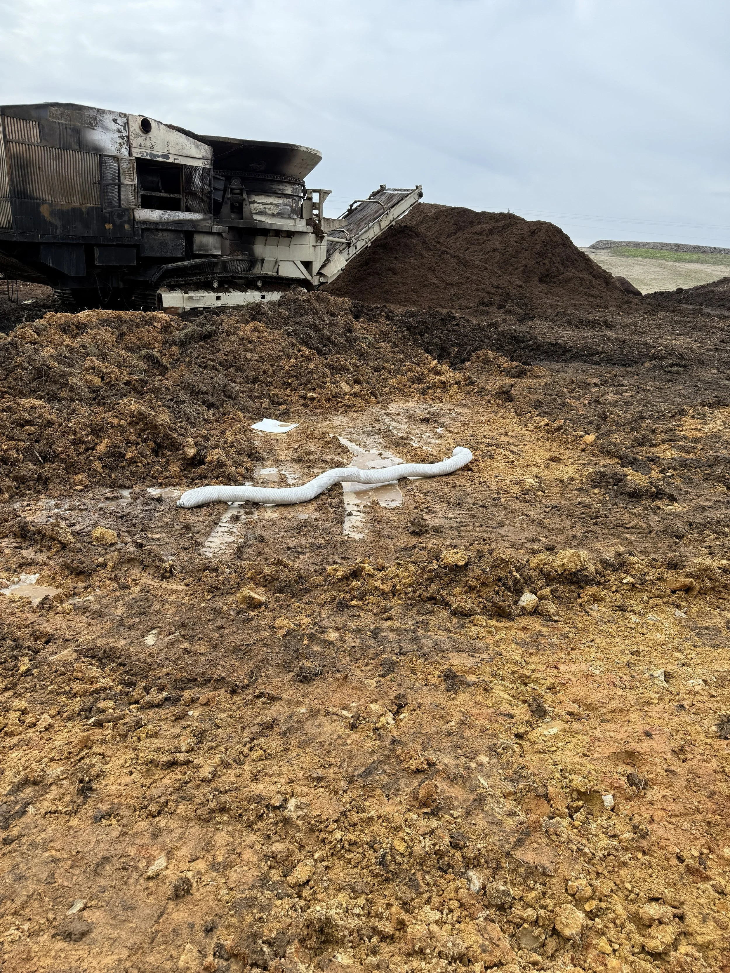Runoff Control & Environmental Protection Measures
Environmental containment and runoff control measures deployed following a waste facility equipment fire to help prevent migration of impacted materials and protect surrounding areas.