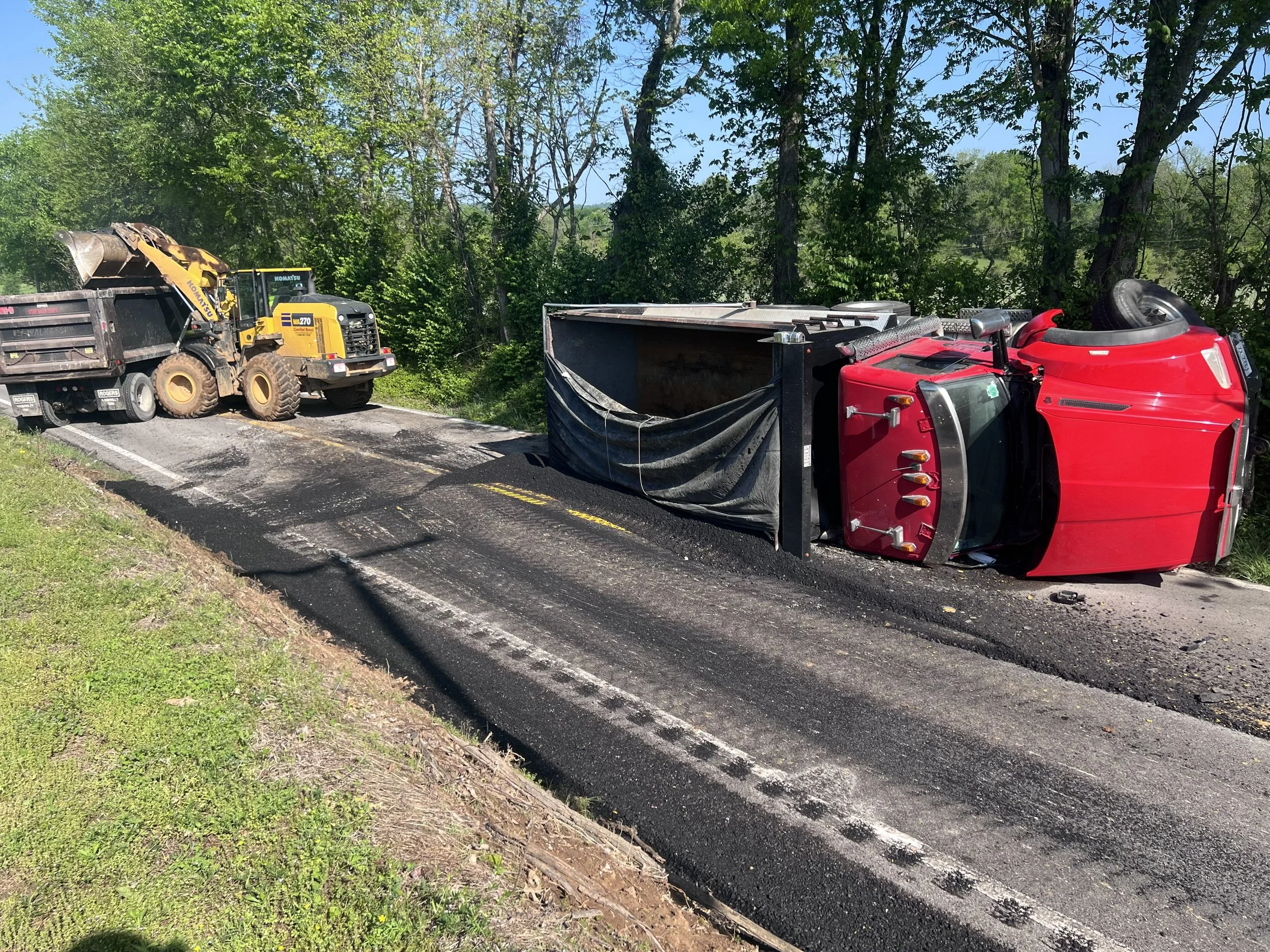 Transportation Incident Recovery & Environmental Services
Providing environmental response, spill mitigation, incident stabilization, and recovery support following commercial vehicle accidents and fleet-related emergencies.