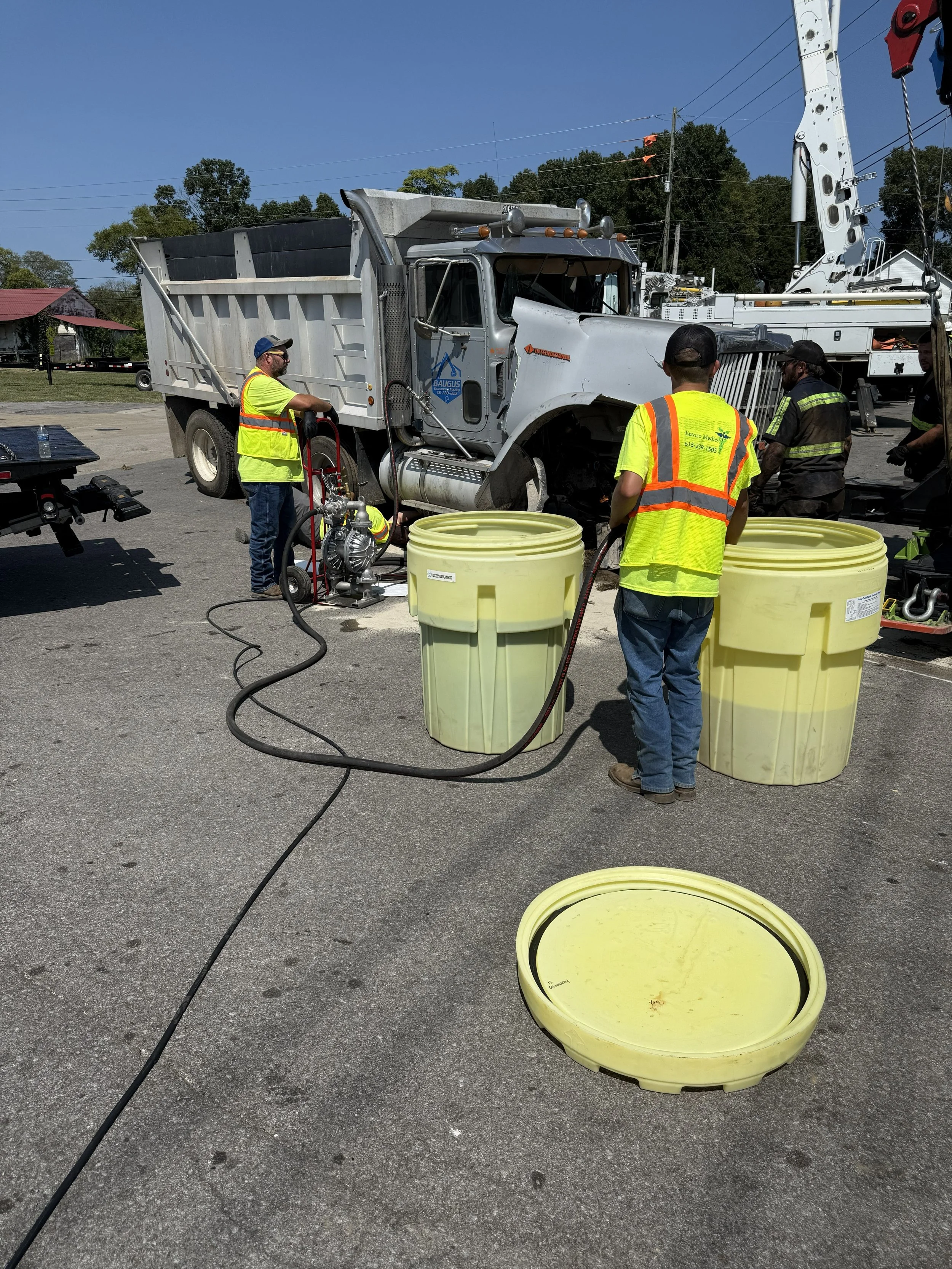 Fuel Recovery & Incident Stabilization Operations
Emergency response personnel safely recovering product from a damaged commercial vehicle using pneumatic transfer equipment and controlled recovery procedures to reduce environmental impact and suppor