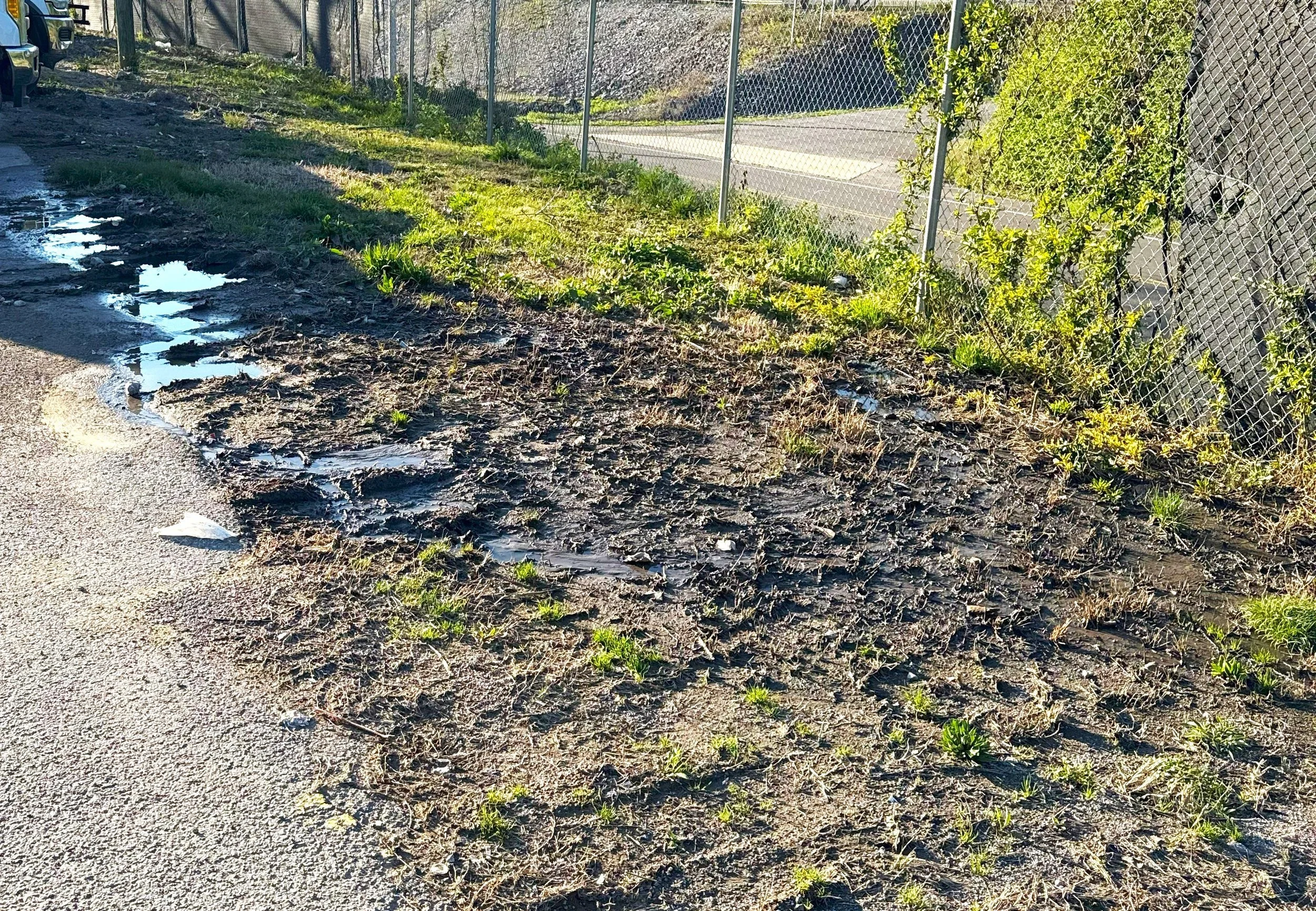Sanitary Sewer Overflow Cleanup
Response efforts following a wastewater release involving contaminated soil and stormwater pathways. Services included containment, recovery, environmental assessment, and remediation support to reduce downstream impac