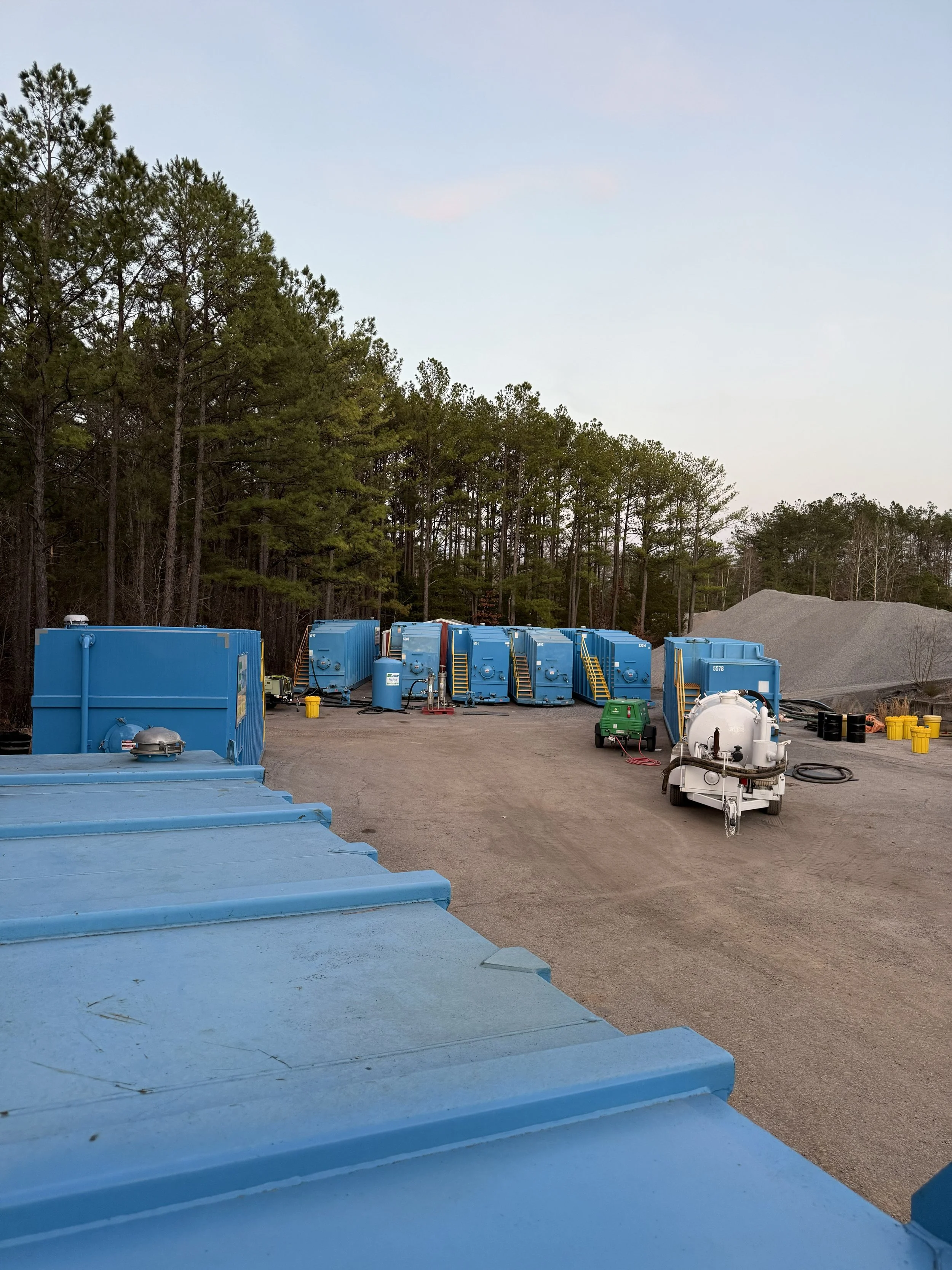 Landfill Fire Runoff Recovery Operations
Large-scale water recovery and temporary storage operations utilizing frac tanks, pumping systems, and environmental controls to manage landfill fire runoff, leachate, and contaminated water during emergency i