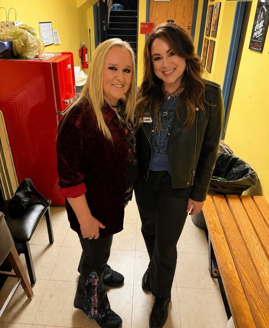 We got to catch Melissa Etheridge tonight on her Rise tour stop in Pittsburgh ⚡️💖

Always grateful for her continued support of the Women Who Rock movement.

Catch her on the road over the next few months and her new album RISE is streaming now 🔥🎶