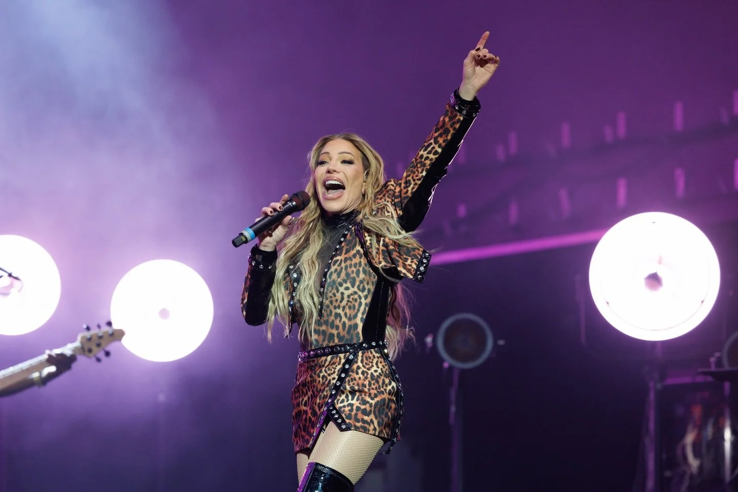 Over $650,000 raised. One unforgettable night. A movement that continues to ROCK. 💗⚡️

Pittsburgh, what an extraordinary night! The 2026 Women Who Rock Benefit Concert, presented by Gibson Gives, was more than a celebration of music. It was a powerf