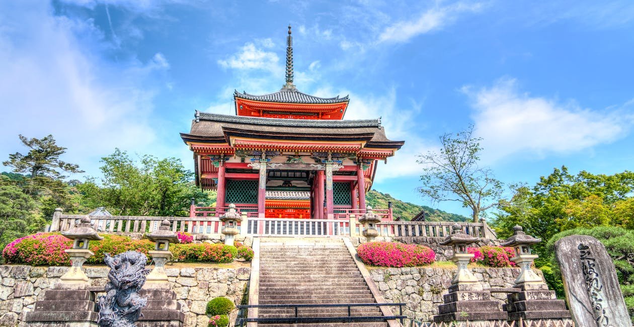 senso-ji-kyoto-japan-temple-161164.jpg