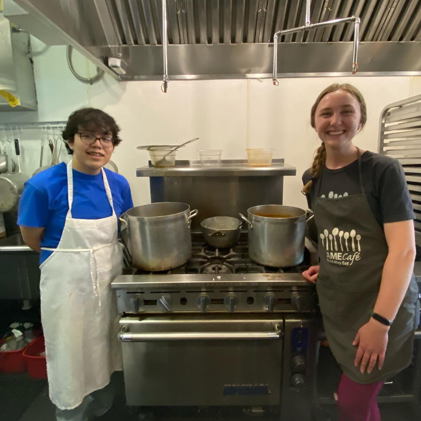 We&rsquo;ve got TWO cooks in the kitchen today! Maria and Jesus (our rockstar @arrupejesuit intern) worked together to create today&rsquo;s menu. Maria made a Pork Chorizo &amp; Potato Soup, and Jesus prepared a Sweet Potato Chili. 

We love this col