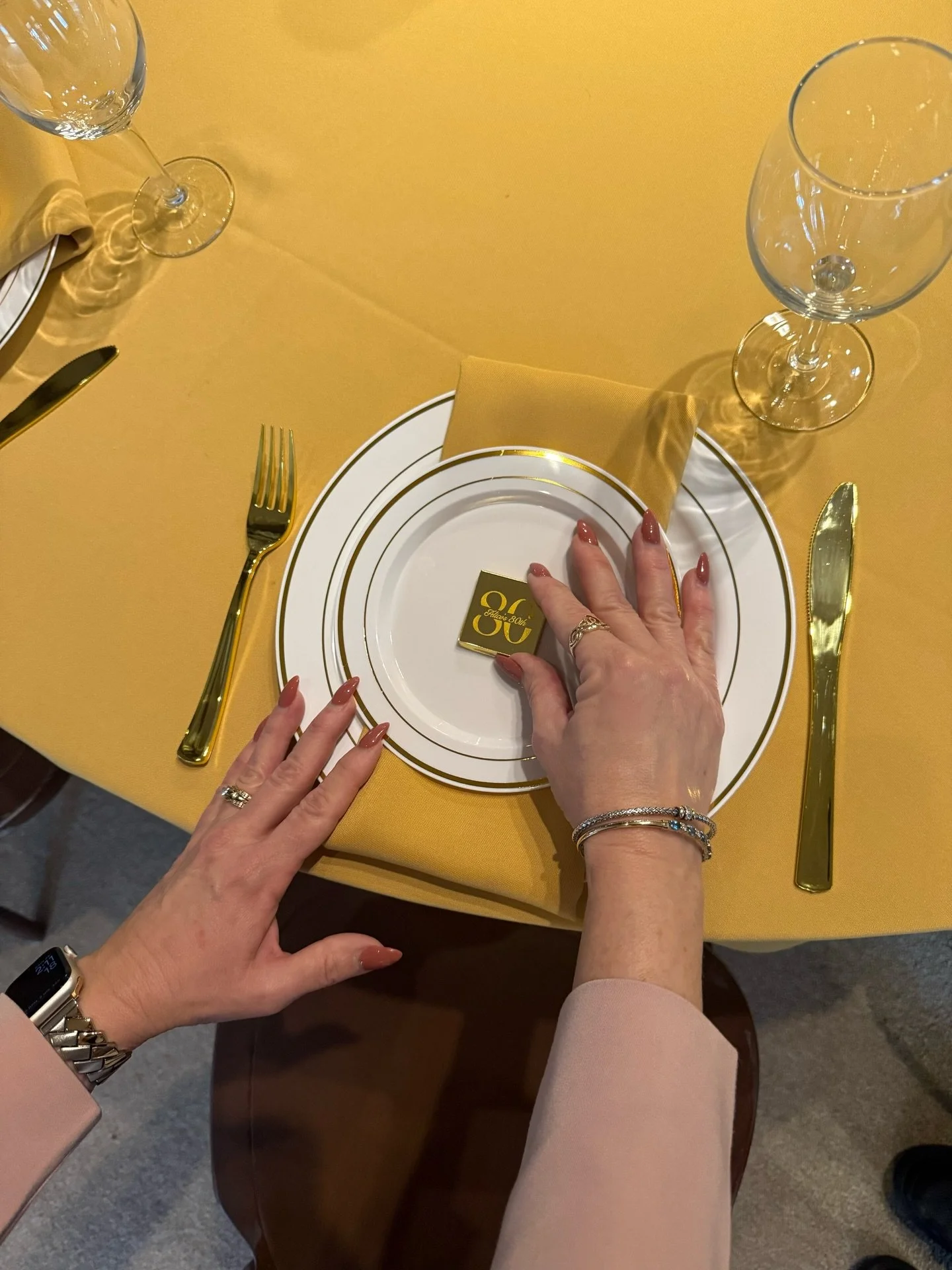 Every detail, perfectly in place.

From linens to glassware, each setting for Alice&rsquo;s 80th was curated for elegance, warmth, and celebration.

Photographer: @sandersandsocial