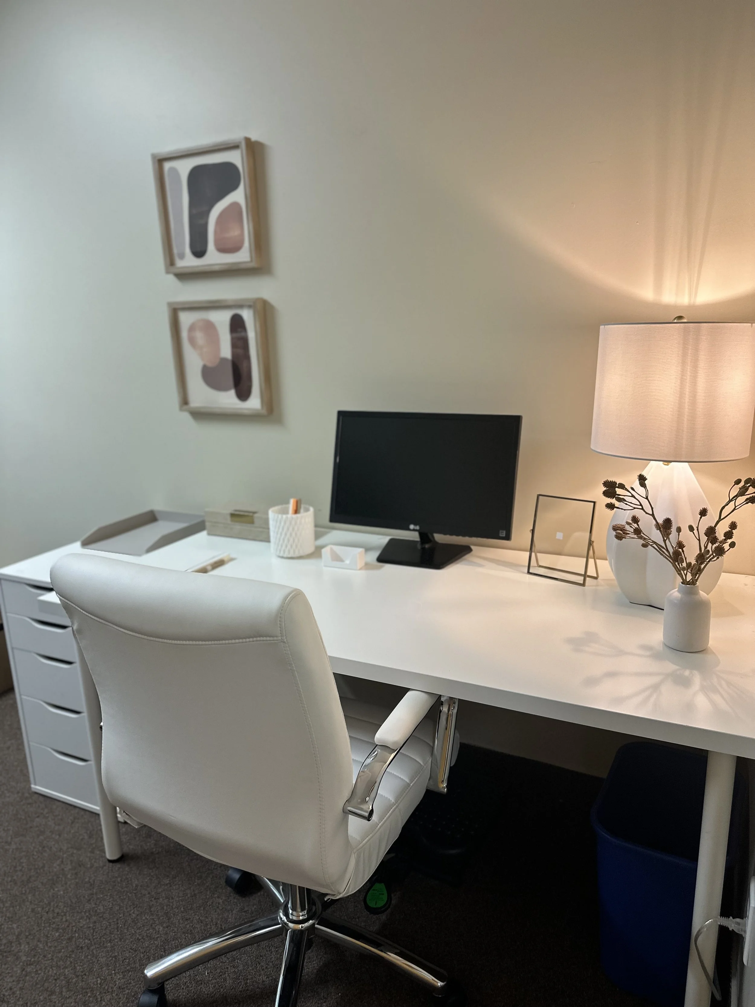 AFTER - Accounting & HR Shared Space