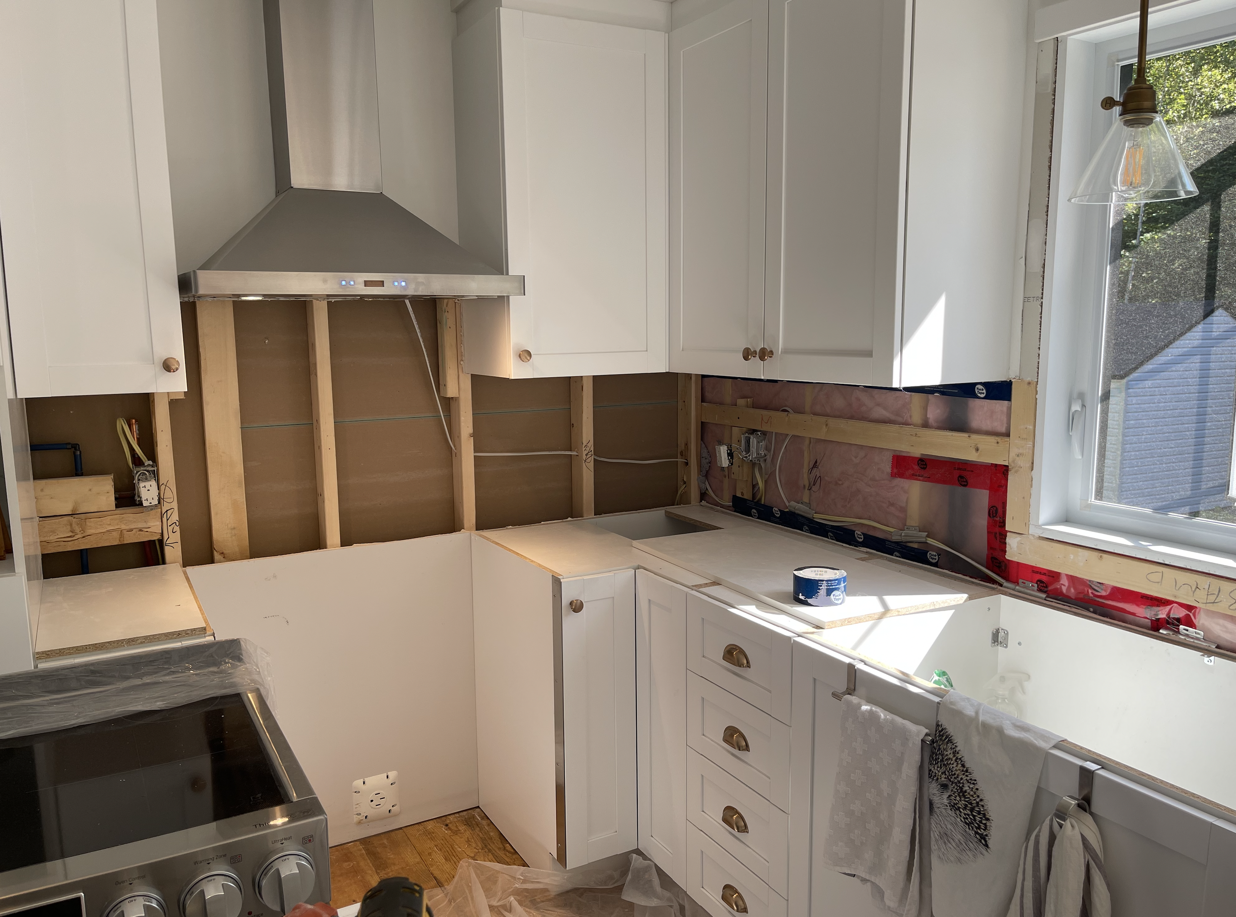 INSTALL | removal of backsplash and countertops
