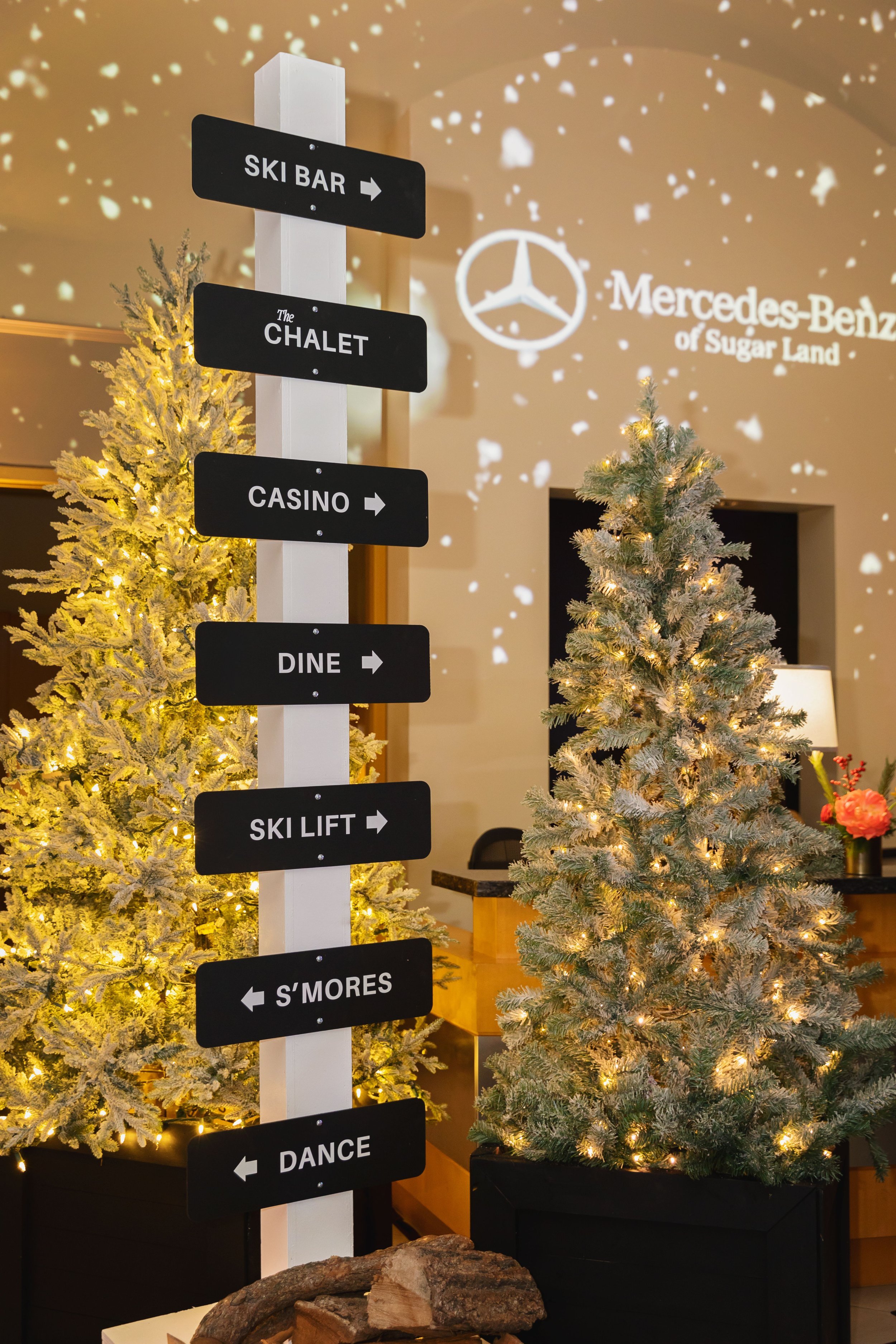 Mercedes-Benz+Après+Ski+Holiday+Party(1).jpg