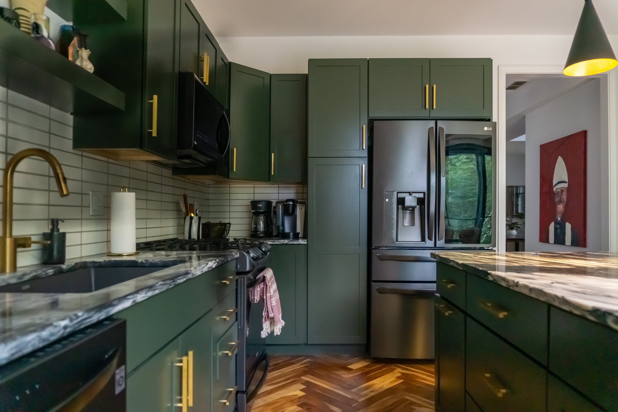 Kitchen3.jpg