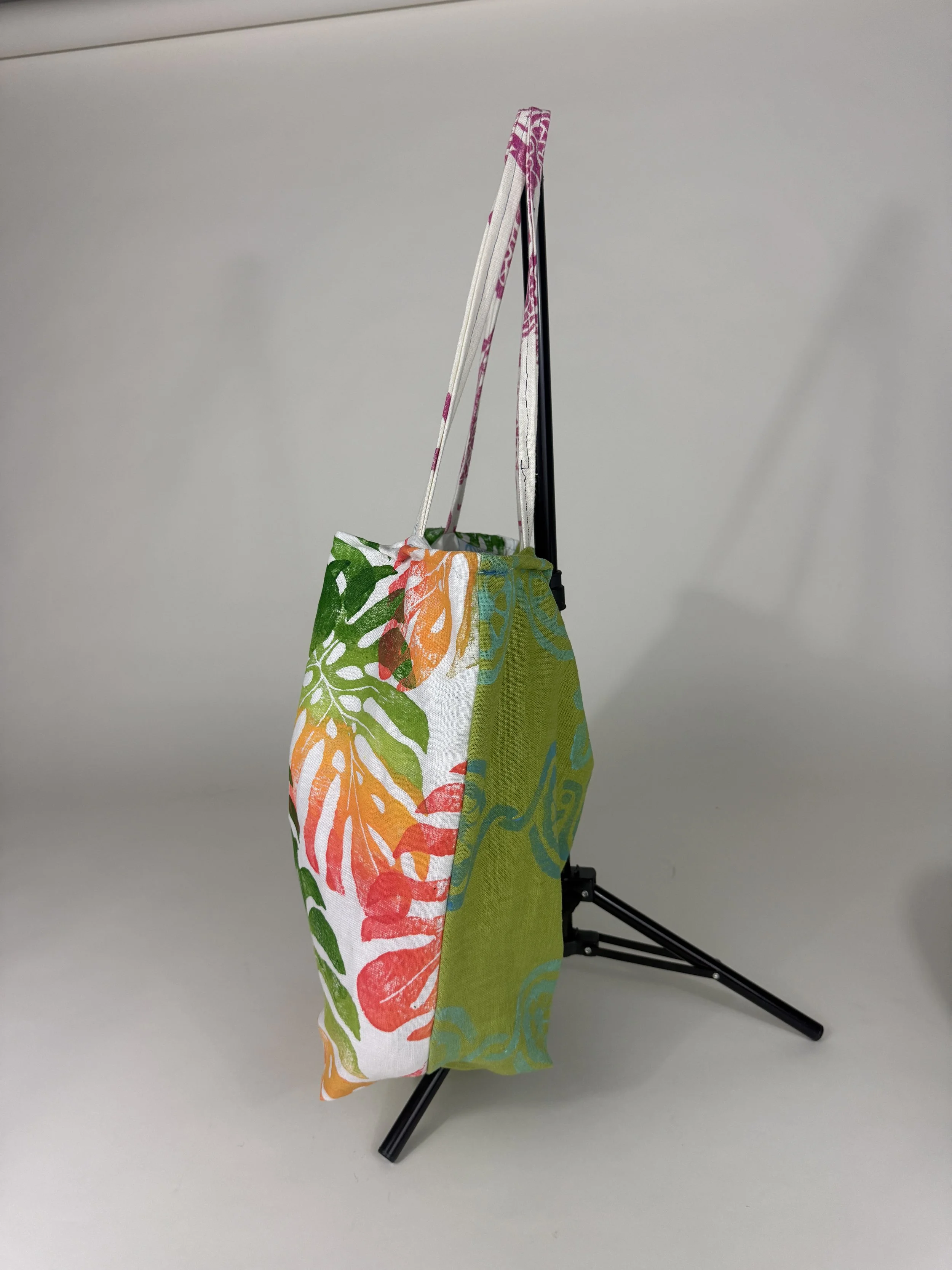 Medium Tote Bag- Ombre' Palms & Amber