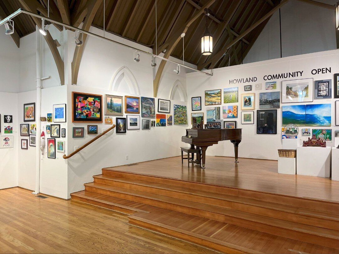 The reception and awards ceremony for the 2024 Howland Community Open is tomorrow! This annual event is an opportunity for artists of all ages and experience levels to exhibit artwork at @theartscenter. Visit the gallery from 1:00-2:30 PM tomorrow to