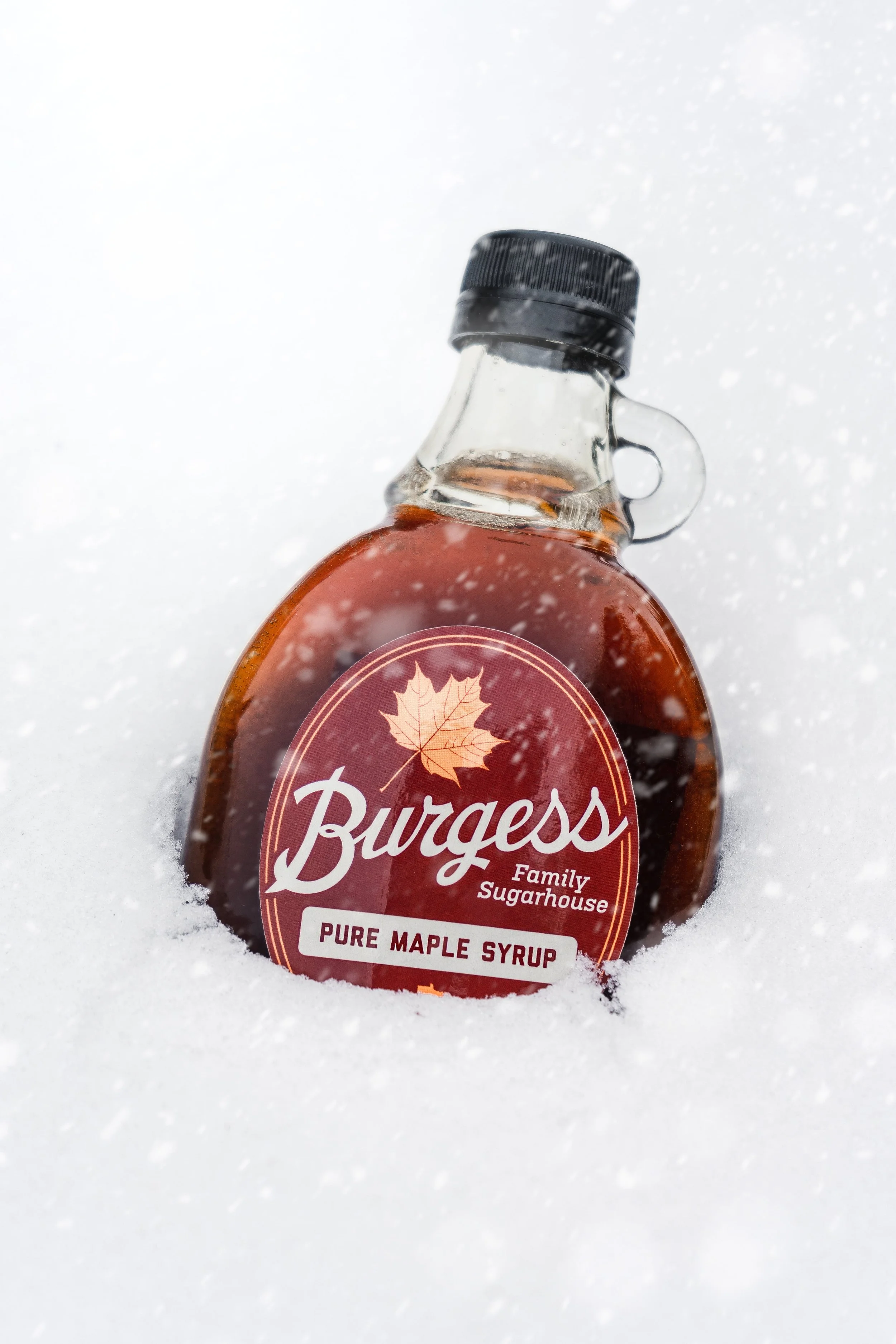 Gavin Weiers Winter Lester Burgess Family Sugarhouse Maple Syrup 8oz BFS-0001 5 copy-min.JPG