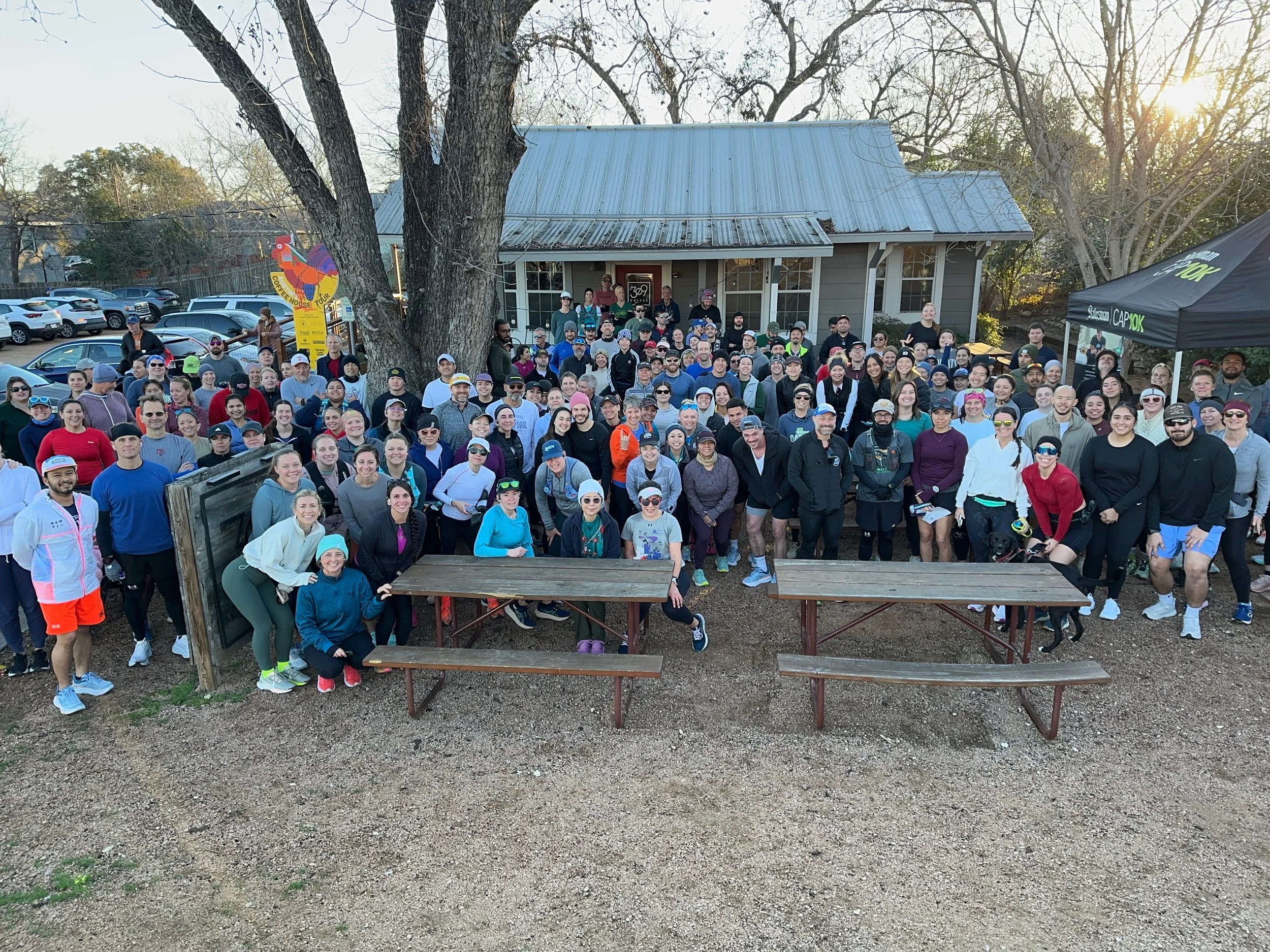 Large running group in Georgetown, TX outside of 309 Coffee, Run Uplifted, Saturday, long run, runners, marathon