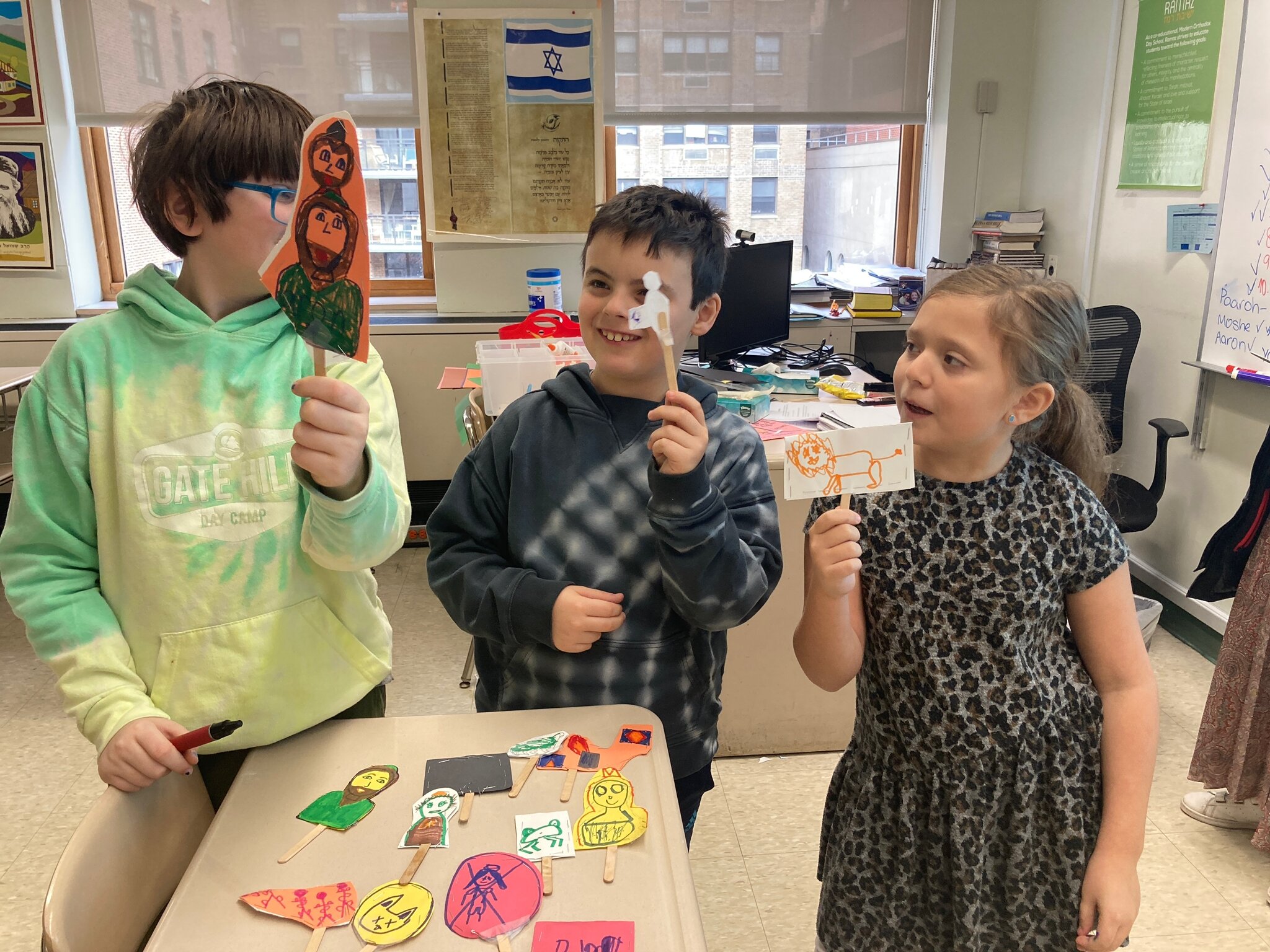 This week we created #puppets as we continued to learn the story of Yetziat Mitzrayim at JYC!

Parshat Bo brought with it the final three makot (plagues) inflicted upon the Egyptians, and our students acted out scenes of the exodus story. We are so e