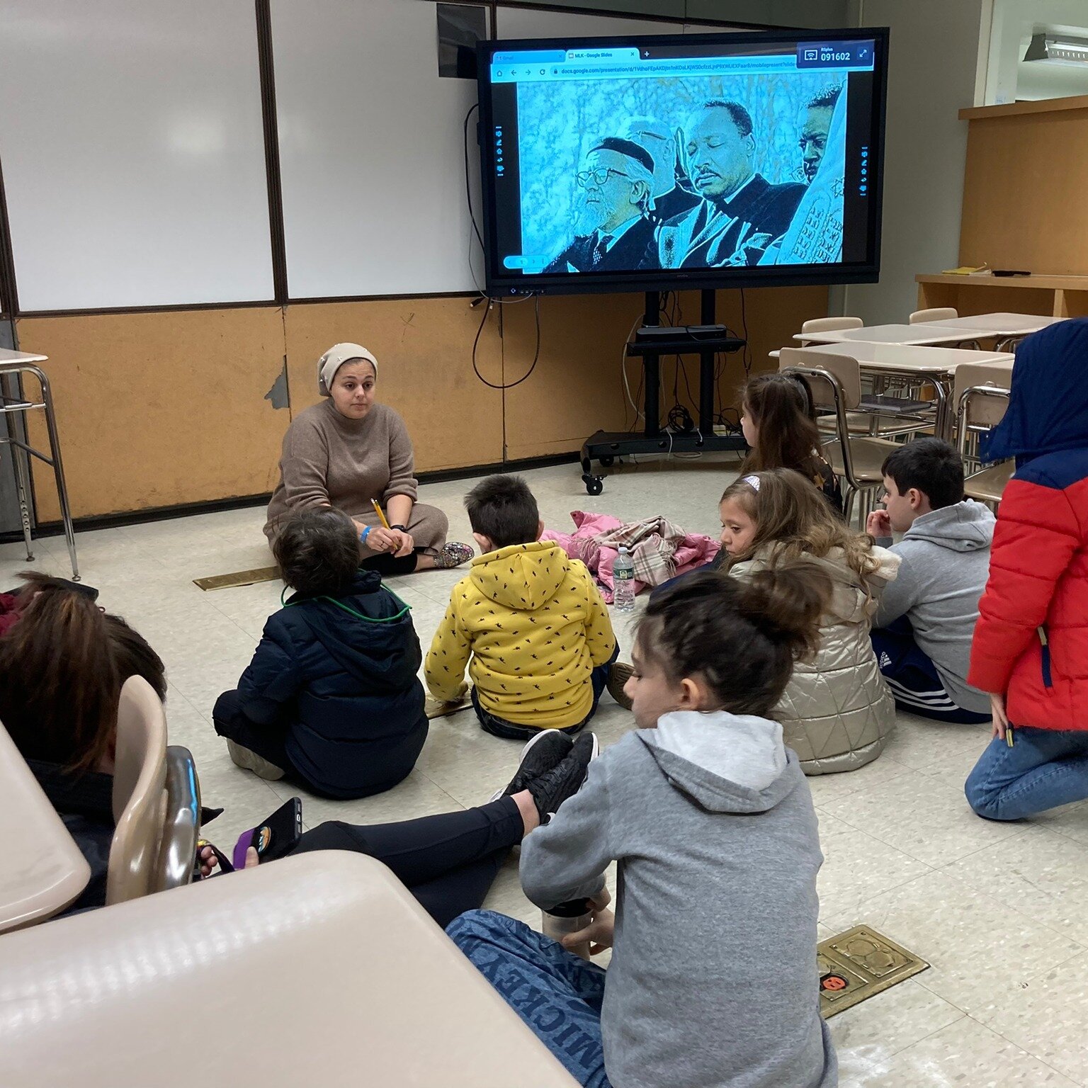 This week at JYC, we finished off our regular classes with a special learning program in honor of #MLKDay. 

We learned about the history of #Jewish leadership in the Civil Rights Movement, and the textual sources we have that emphasize preventing #i