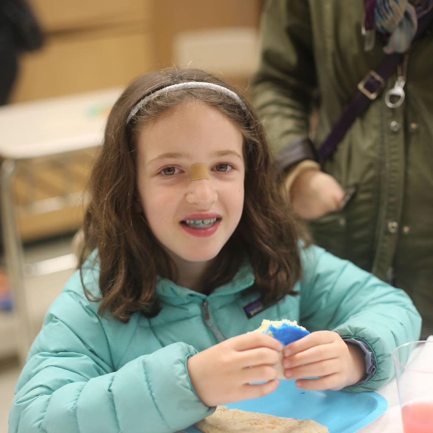 Happy Yom Ha&rsquo;atzmaut! 🇮🇱🇮🇱

This past Sunday, the JYC family decorated Israeli flags, and learned about Yom HaShoah, Yom HaZikaron, and Yom Ha&rsquo;atzmaut. We also enjoyed a yummy Israeli lunch and had a blast dancing to Israeli music!