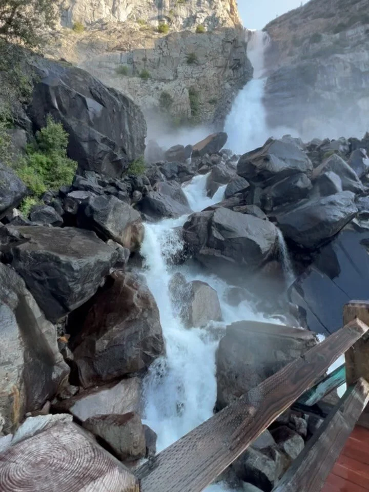 📍Hetch Hetchy Reservoir

Beautiful hike around the reservoir to the awesome Wapama Falls. You start the hike crossing the dam and walking through a train tunnel. This used to be a valley that is said to be similar in beauty to Yosemite Valley, but t