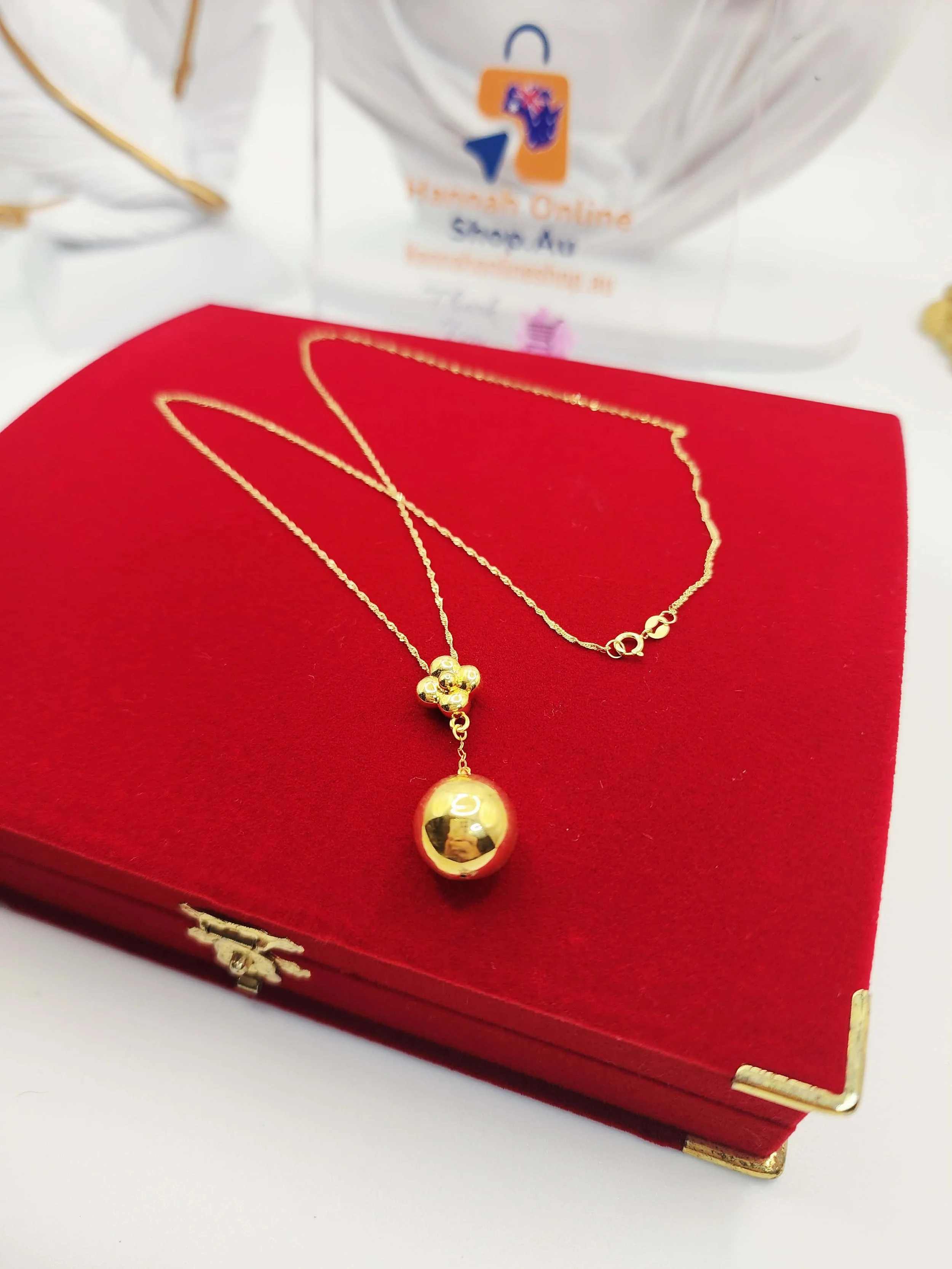 18 Carat Gold Necklace #2