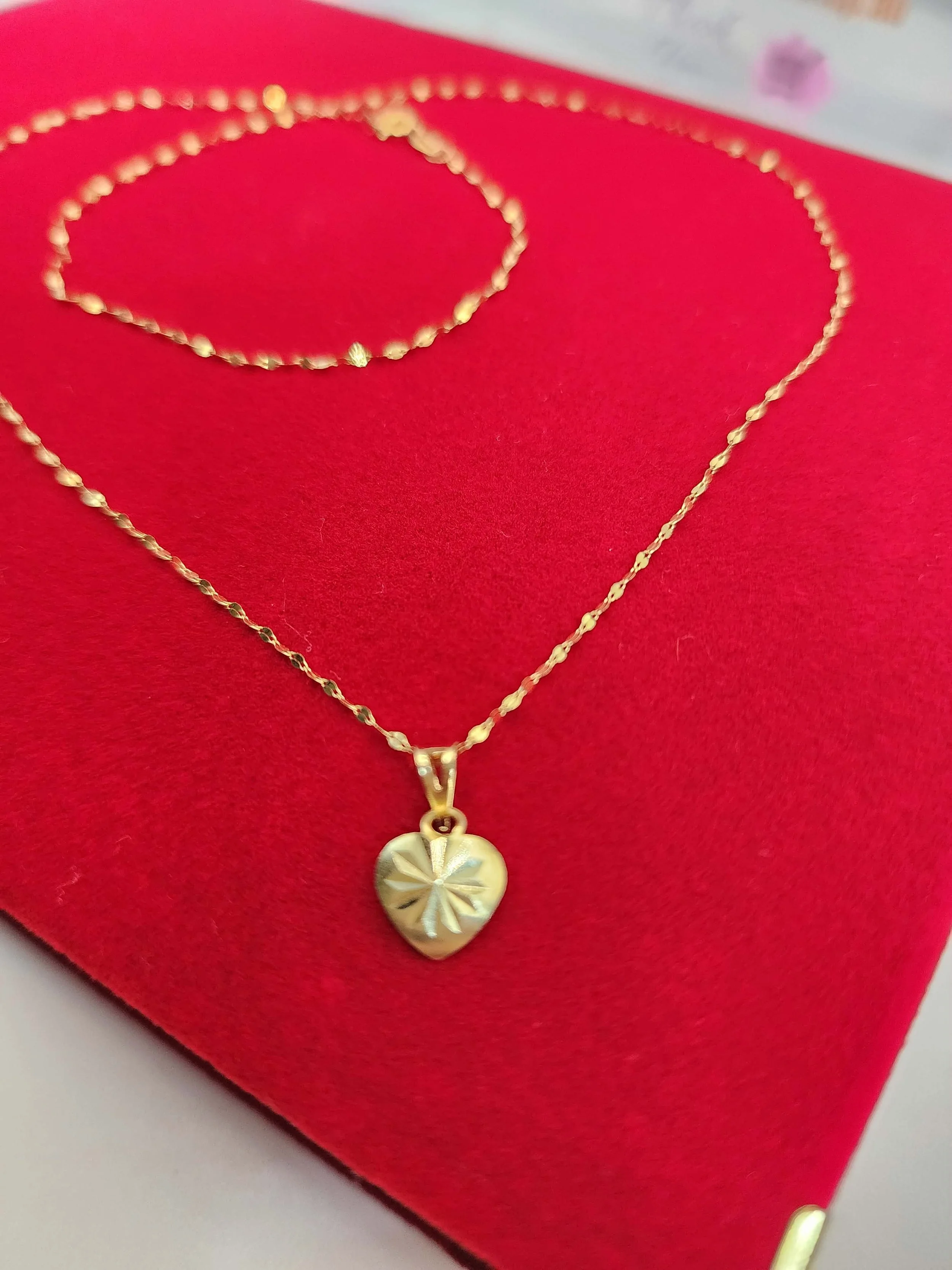 6203878b-c448-4569-bac5-421cf4a13cf2.jfif