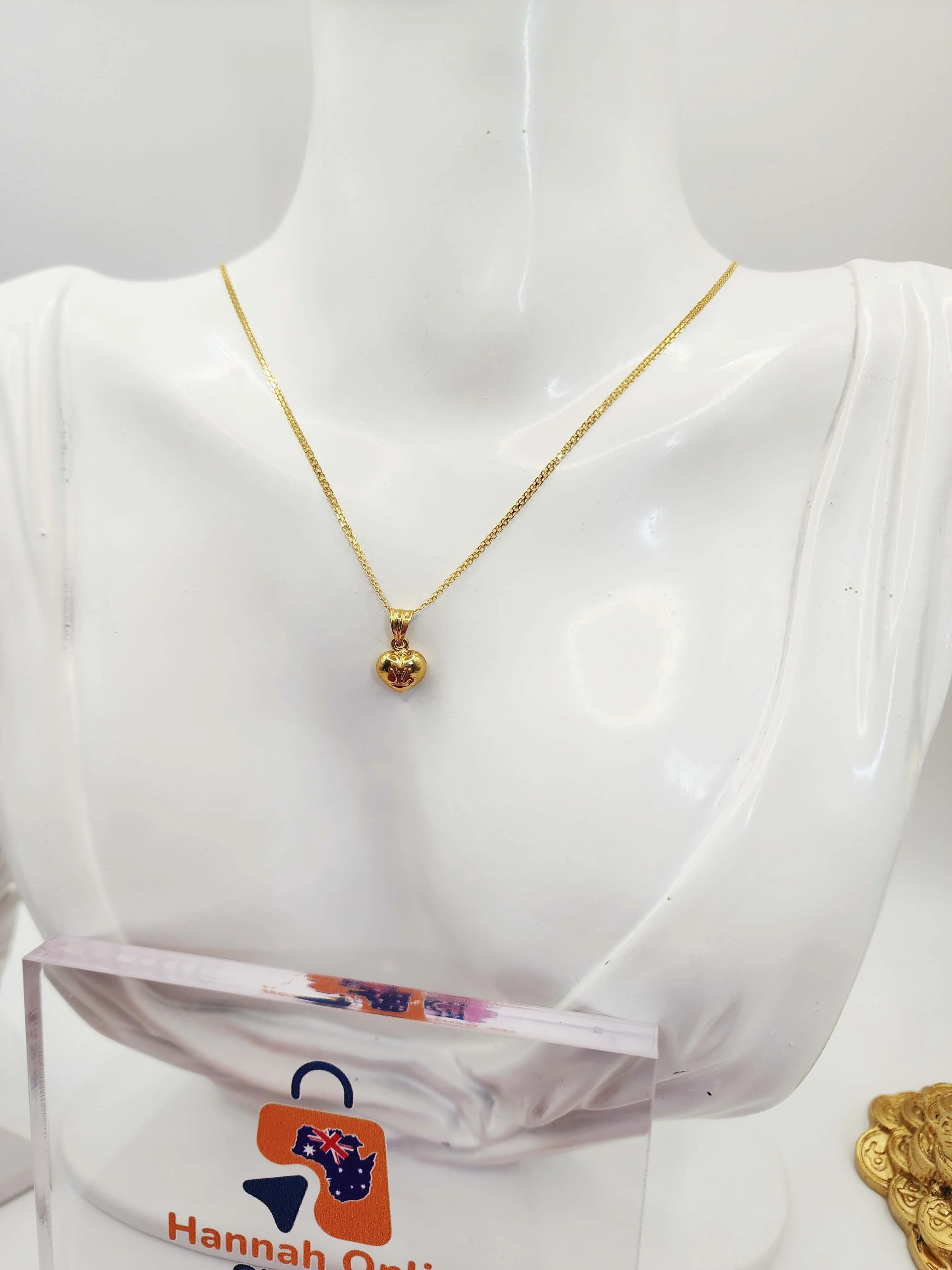 18 Carat Gold Necklace #7