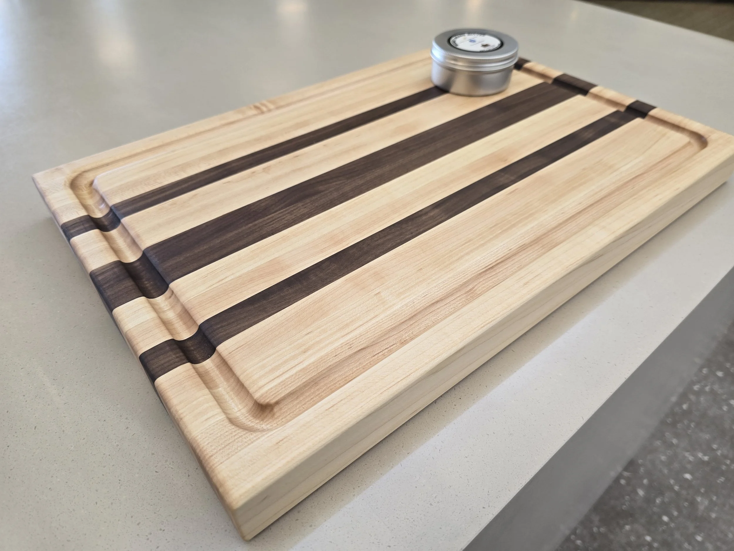 12" x 18" x 1.5" Maple/Walnut Edge Grain Cutting Board w/Juice Groove