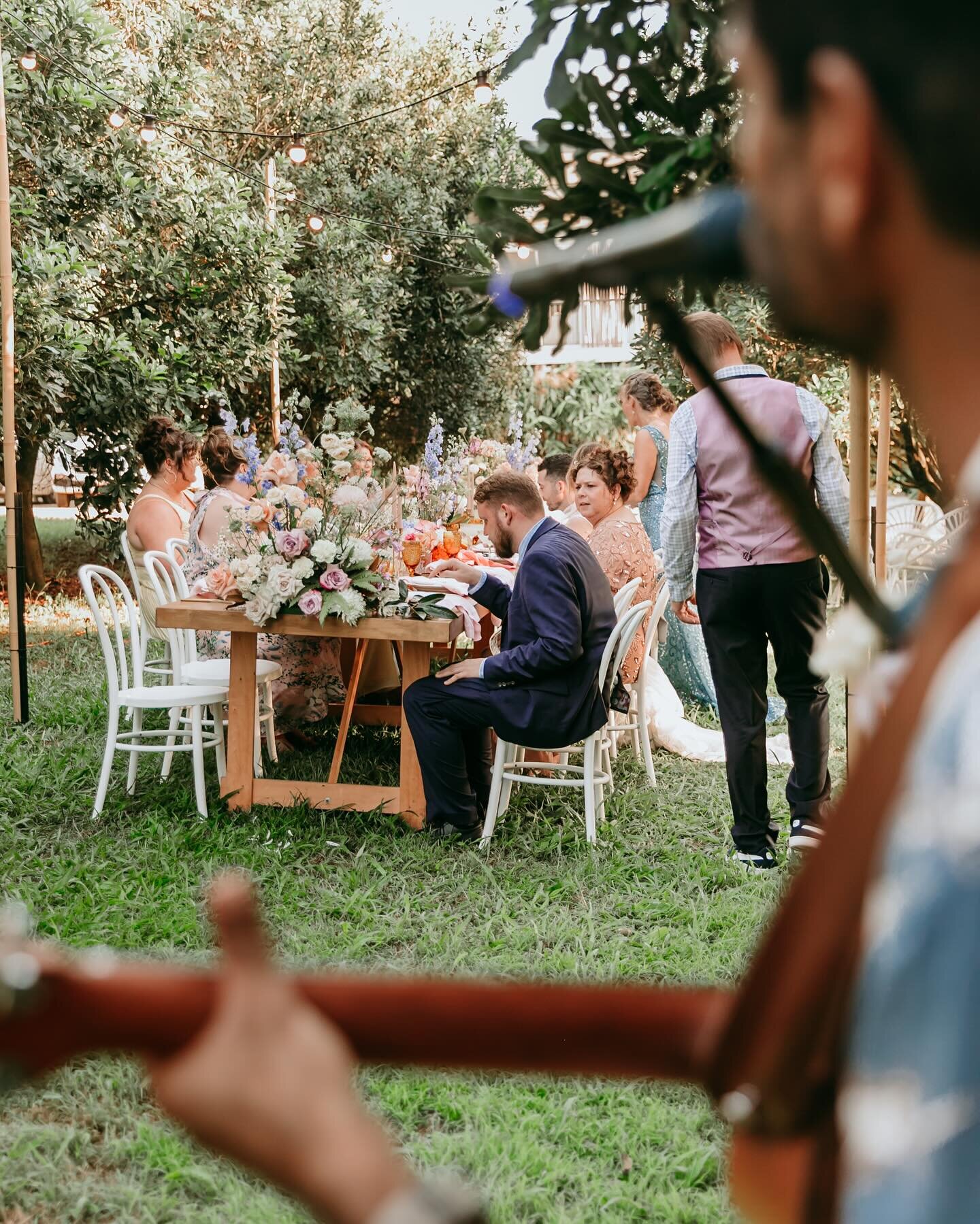 Just how beautiful is beauty?
Glorious as a whole or just as a sliver. It&rsquo;s true, beauty has no bounds&hellip;

💡 Find your beauty in your elopement or micro-wedding // @luxeelopements_byronbay 

📸 // @lady_bella_australia 

Planner: @luxeelo