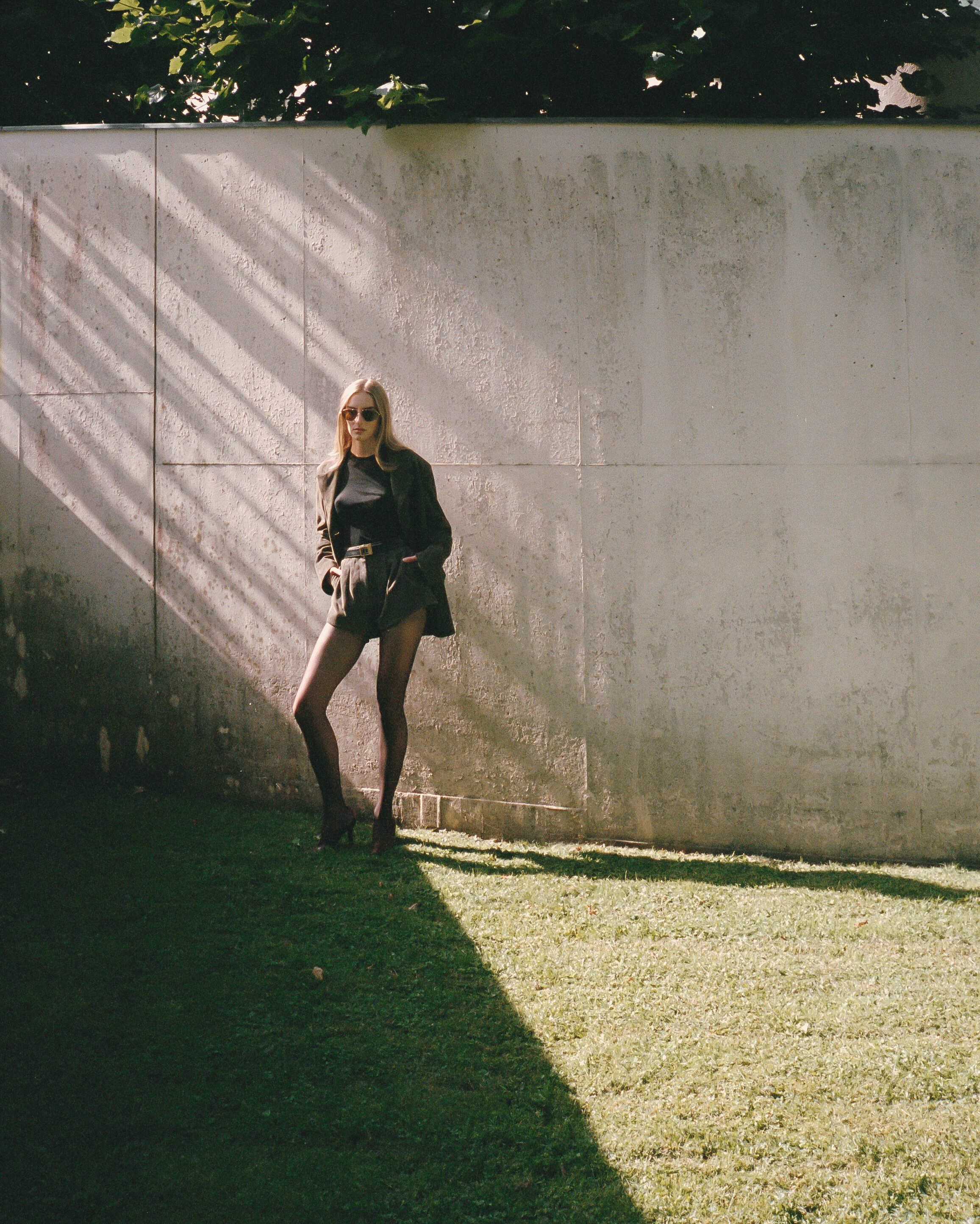 1_SwedishStockings_Black_Tights.jpg