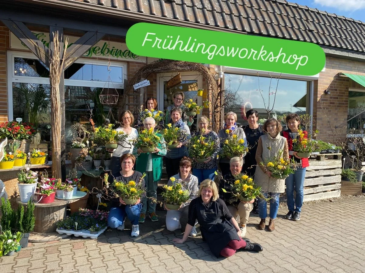 Unser 2. Fr&uuml;hlingsworkshop findet am Samstag, 28.03. um 13.00 Uhr statt. 
Anmeldung gern telefonisch 039853 2330. 
Wir freuen uns auf Euch . ☀️

#workshop #fr&uuml;hlingserwachen #osterdeko #blumenhausmaass