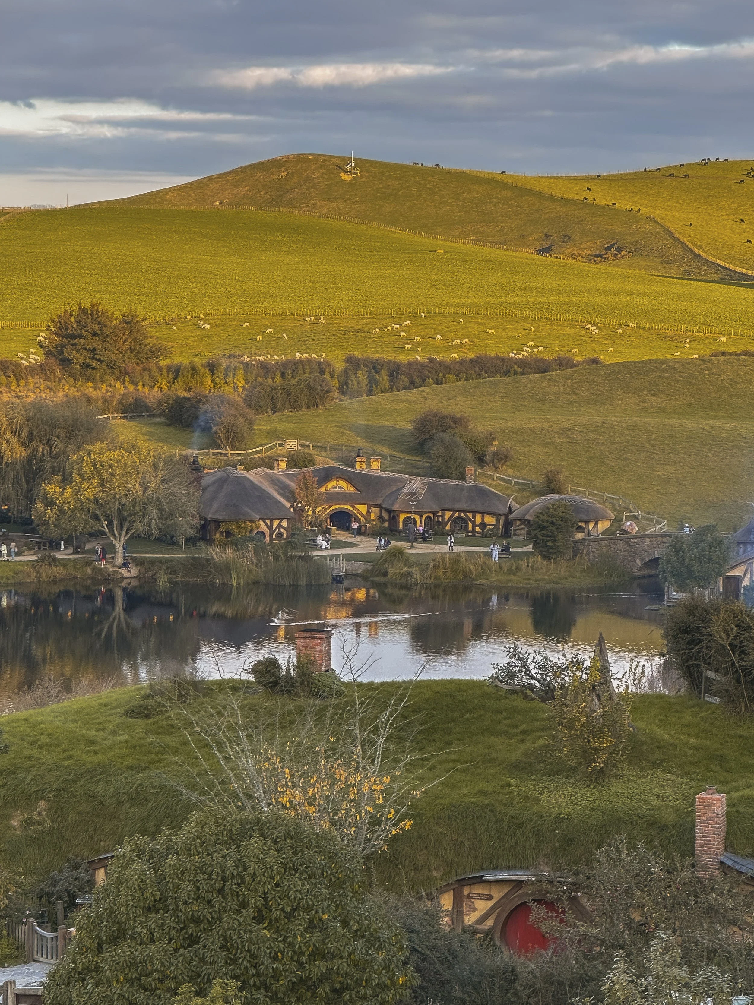 hobbiton-3.jpg