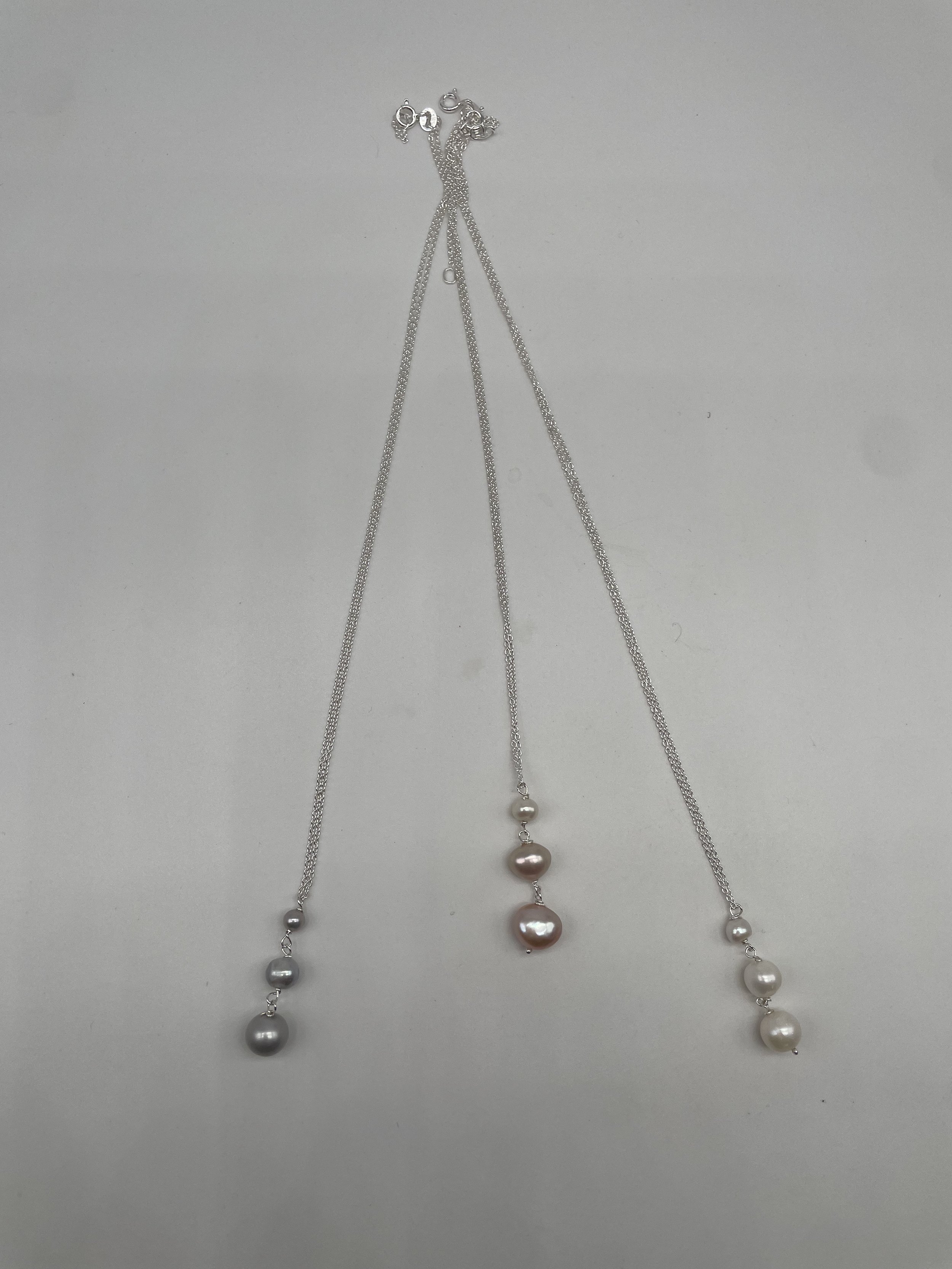 Argento 925 Perle bianche / Grigie - €40.00