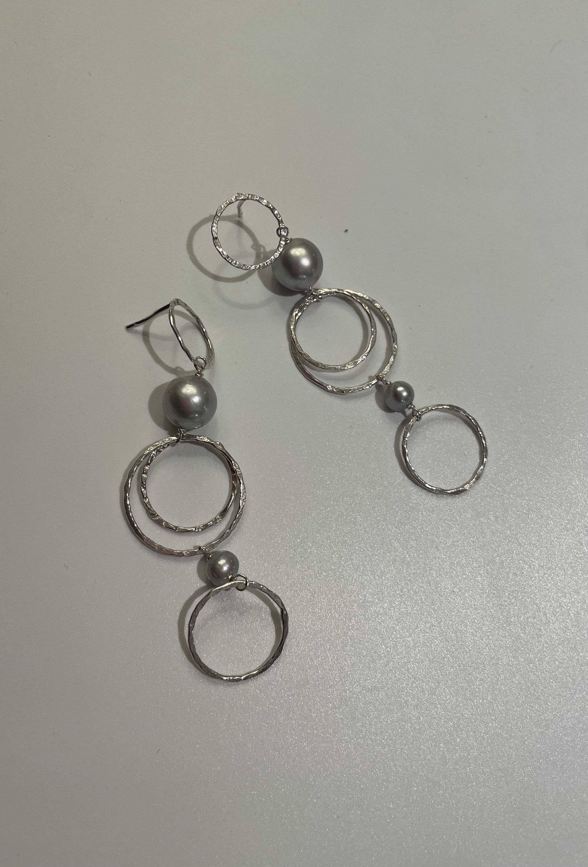 Argento 925 Perle grigie - €140.00