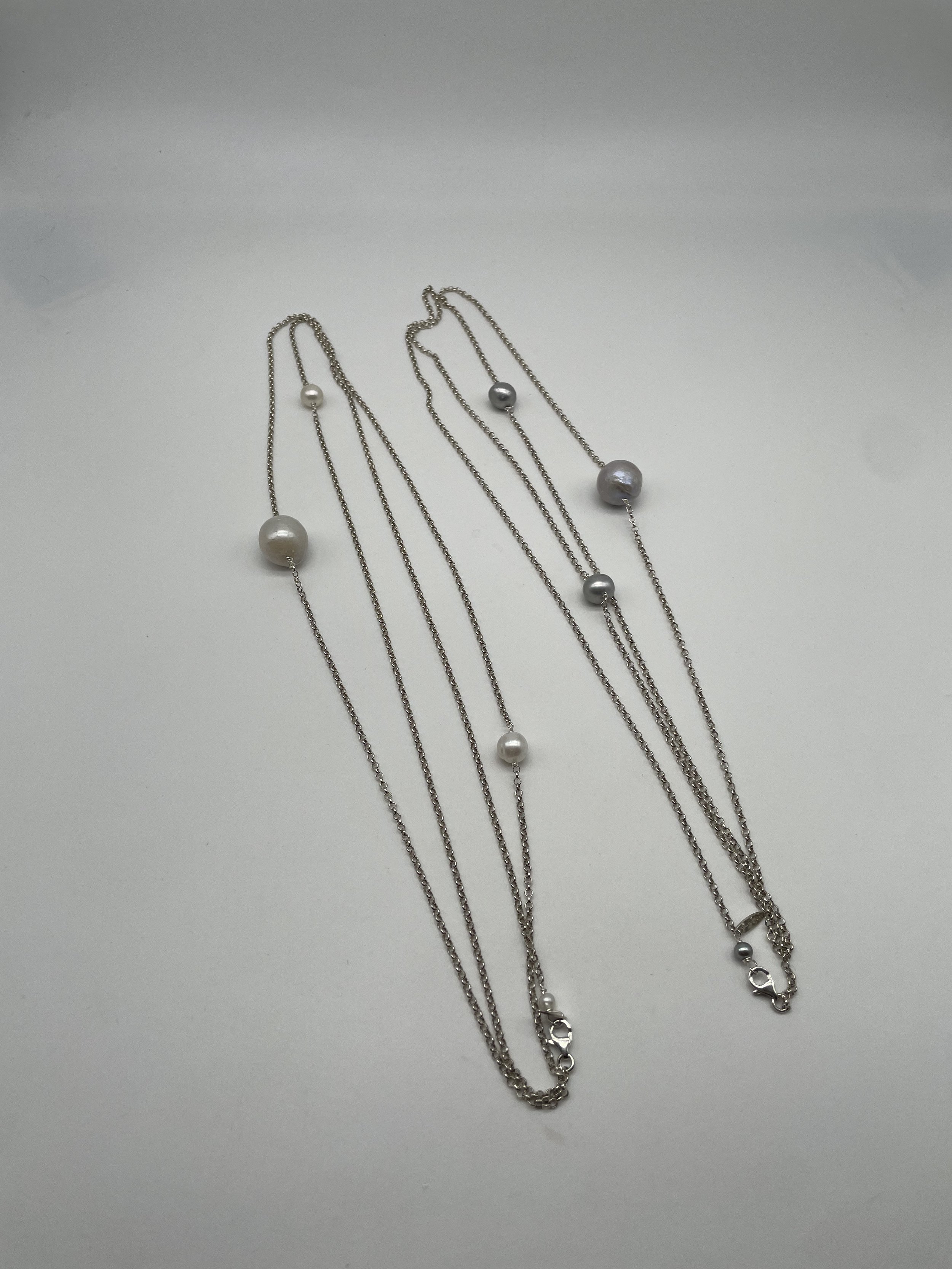 Argento 925 Perle grigie / Perle bianche - €95.00