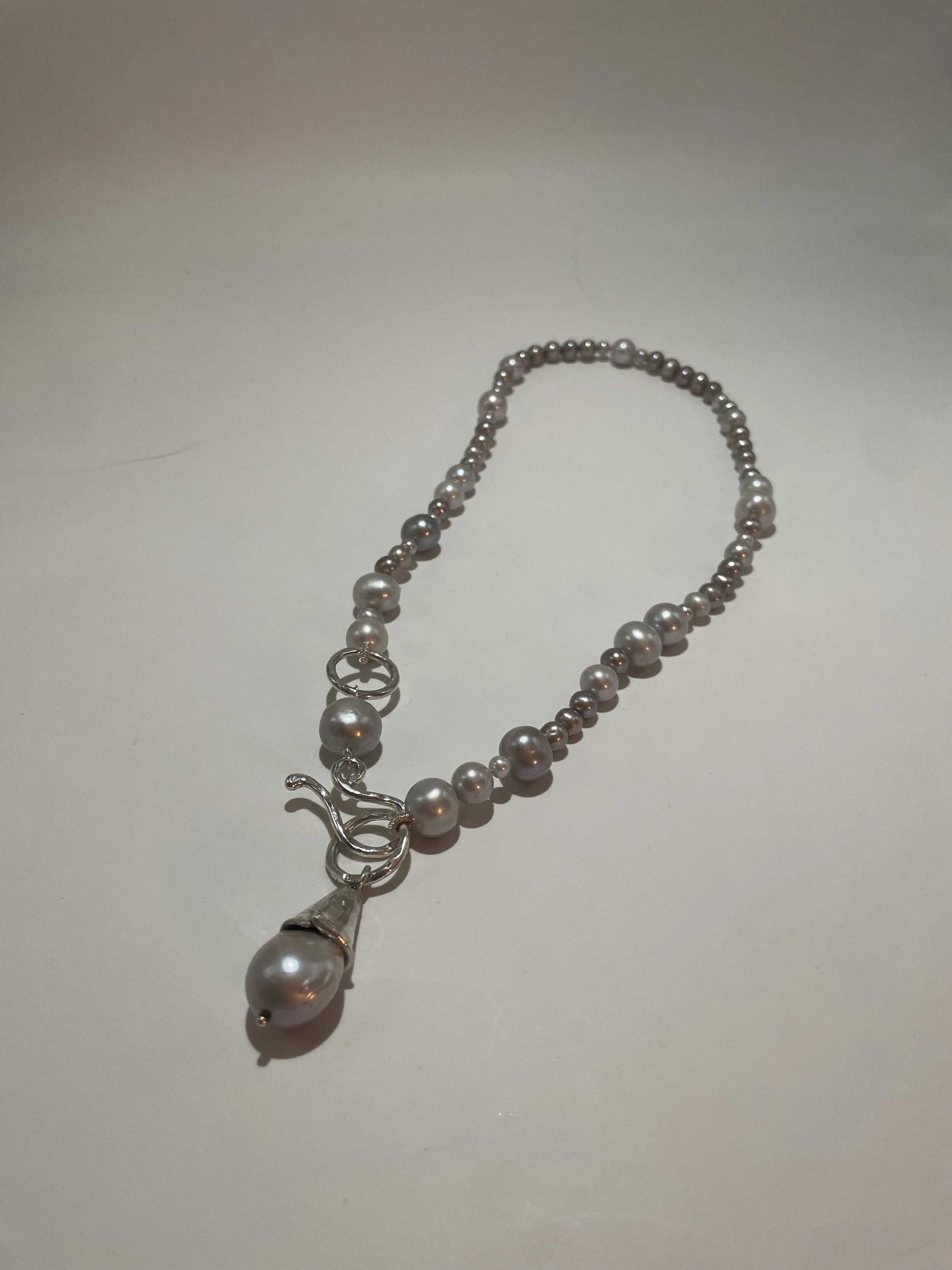 Argento 925 Perla grigia - €180.00