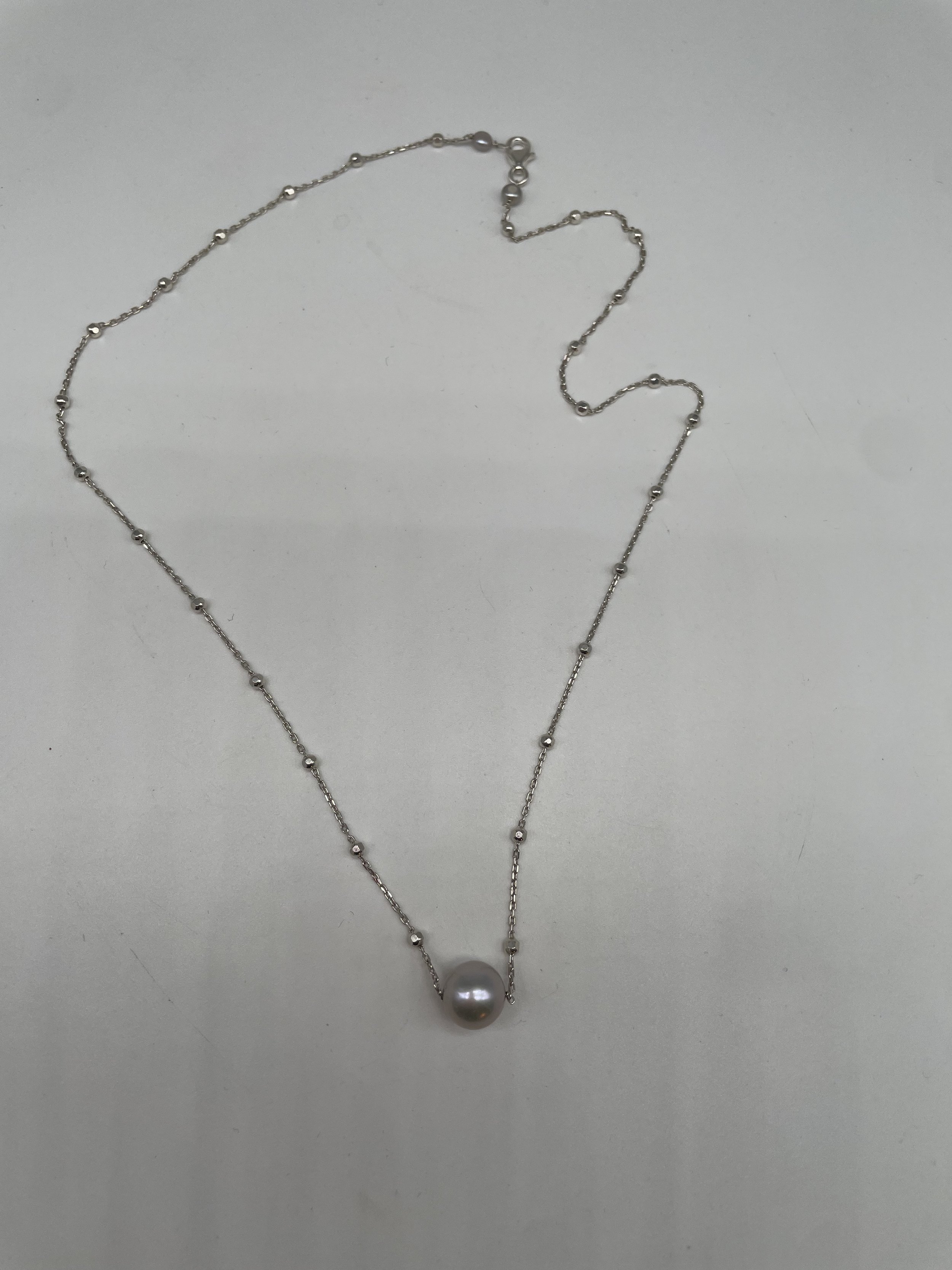 Argento 925 Perla bianca / grigia - €60.00