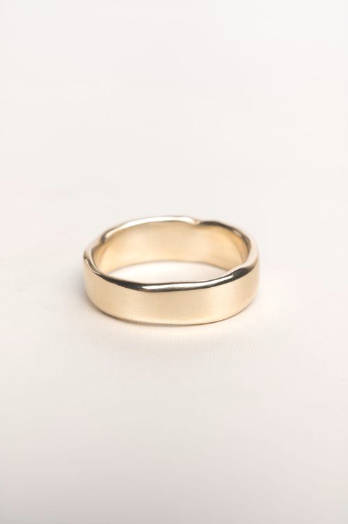 Found+Treasure+Jewellery+Coast+Wedding+Ring+-+Cornwall+South+West+Jewellers3.jpg