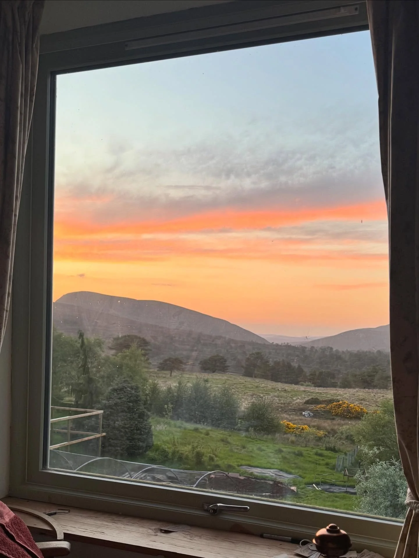 10pm from the spare room window. ❤️ 

#spareroomwithaview