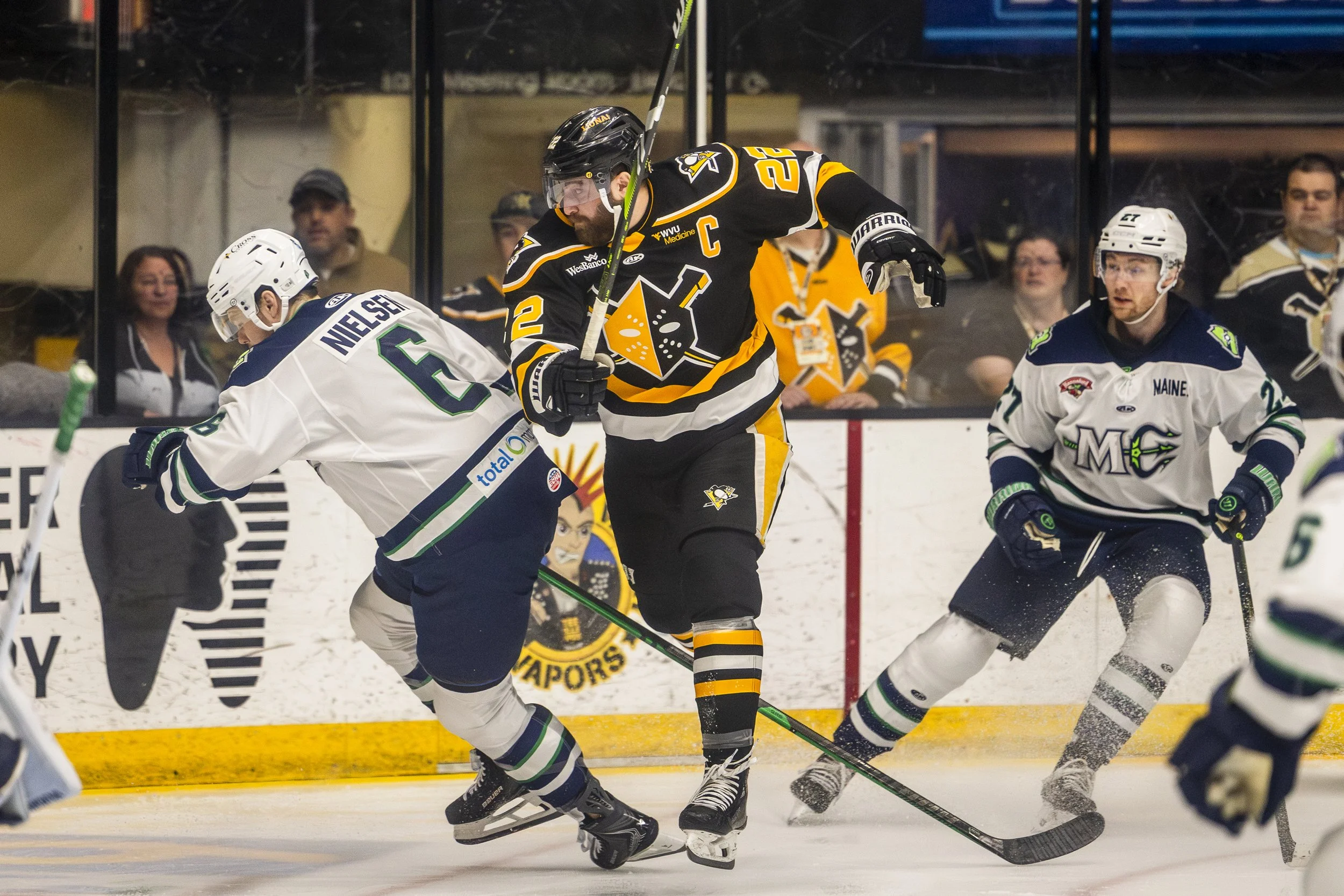 WIN_RD2GM1_WheelingNailers_vs.MaineMariners_May08_2026_RachelLilyAbramson-7.jpg