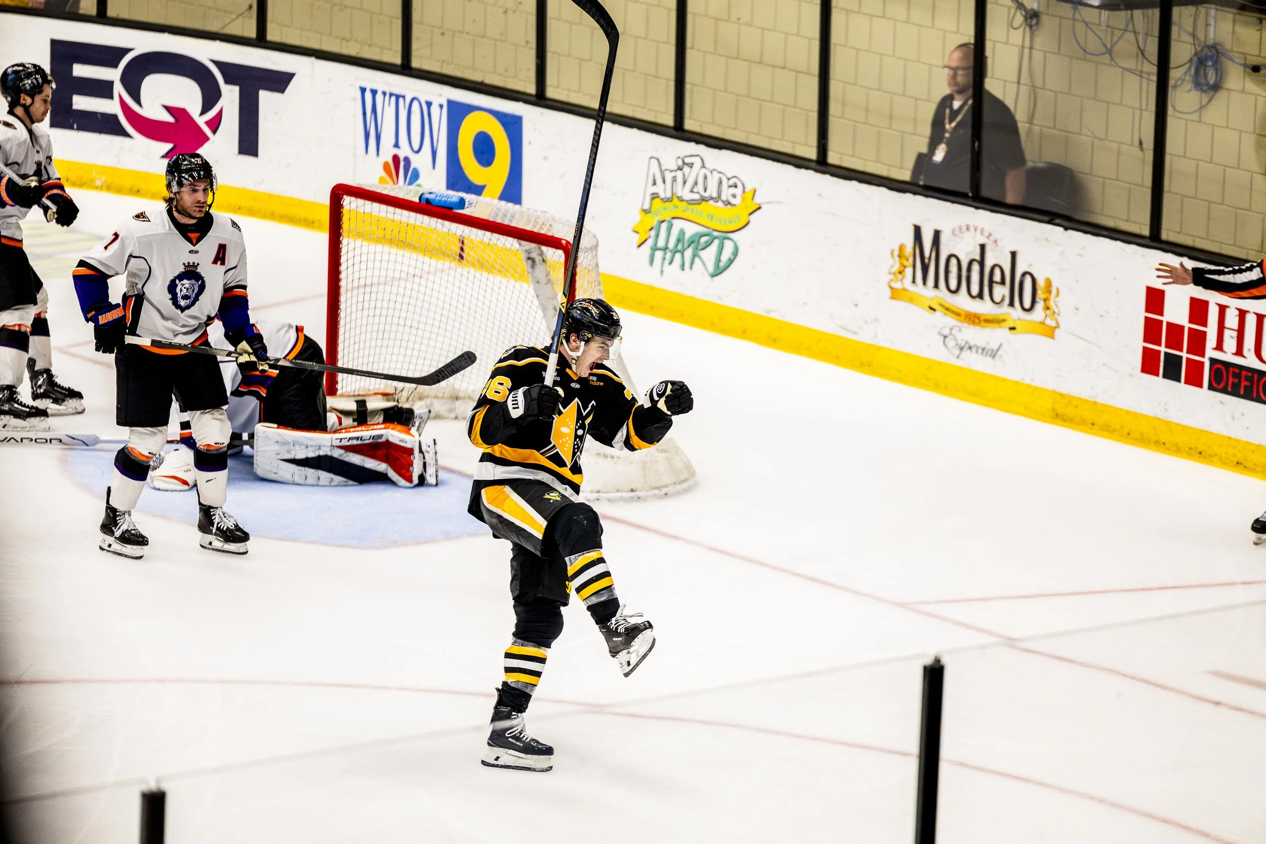 WIN_Playoffs_RD1GM1_WheelingNailers_vs.ReadingRoyals_April24_2026_RachelLilyAbramson-84.jpg