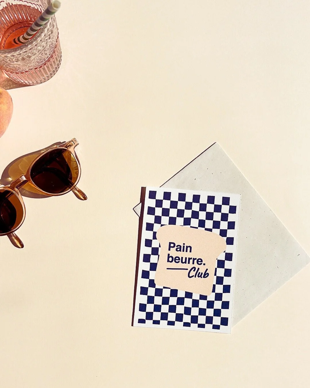 Aujourd&rsquo;hui, on ouvre le Pain beurre Club 💙

Un cercle, pour soutenir l&rsquo;atelier au quotidien et continuer &agrave; &eacute;crire ensemble l&rsquo;histoire.

#modeengag&eacute;e #painbeurreclub #slowfashion #liens