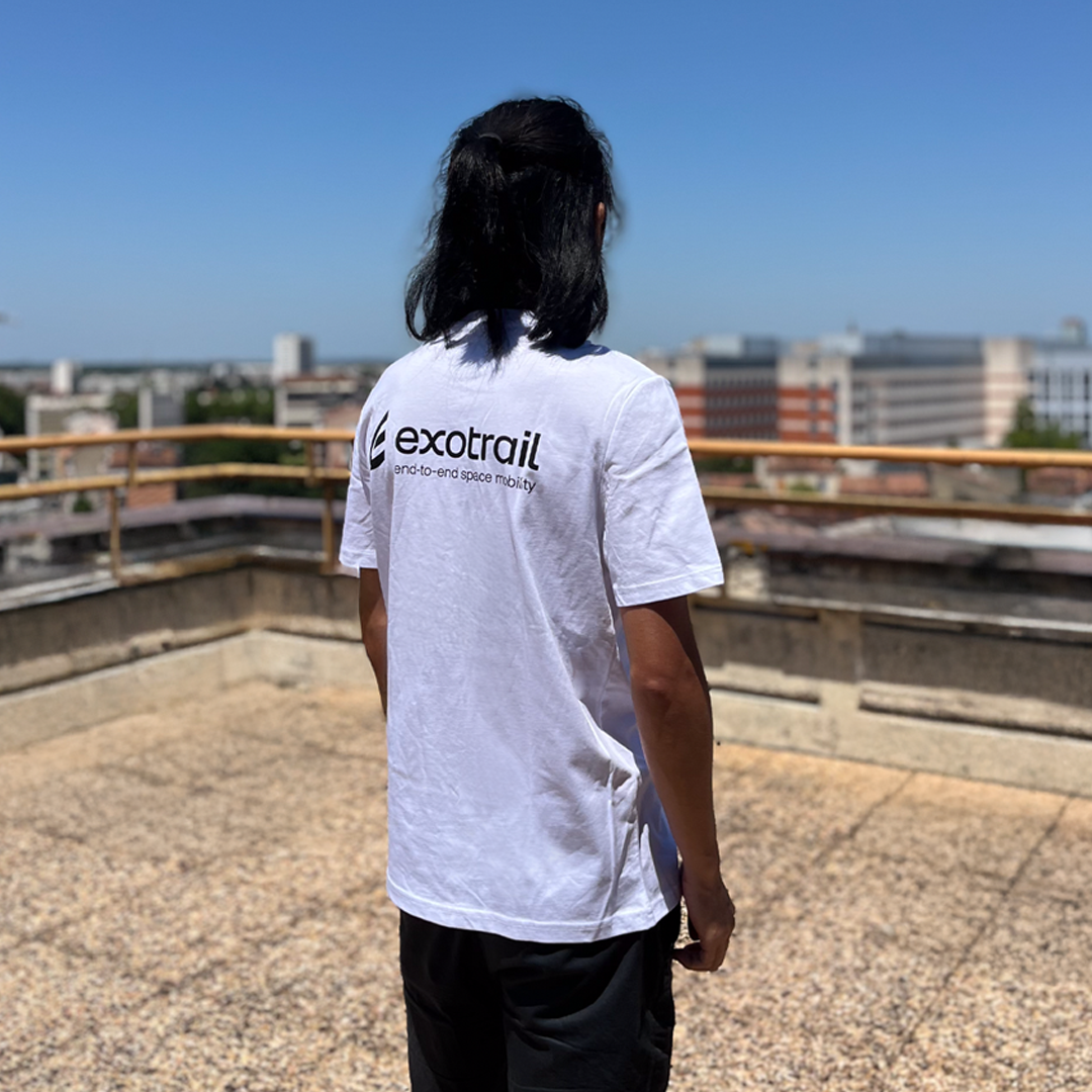 white tshirt2.png