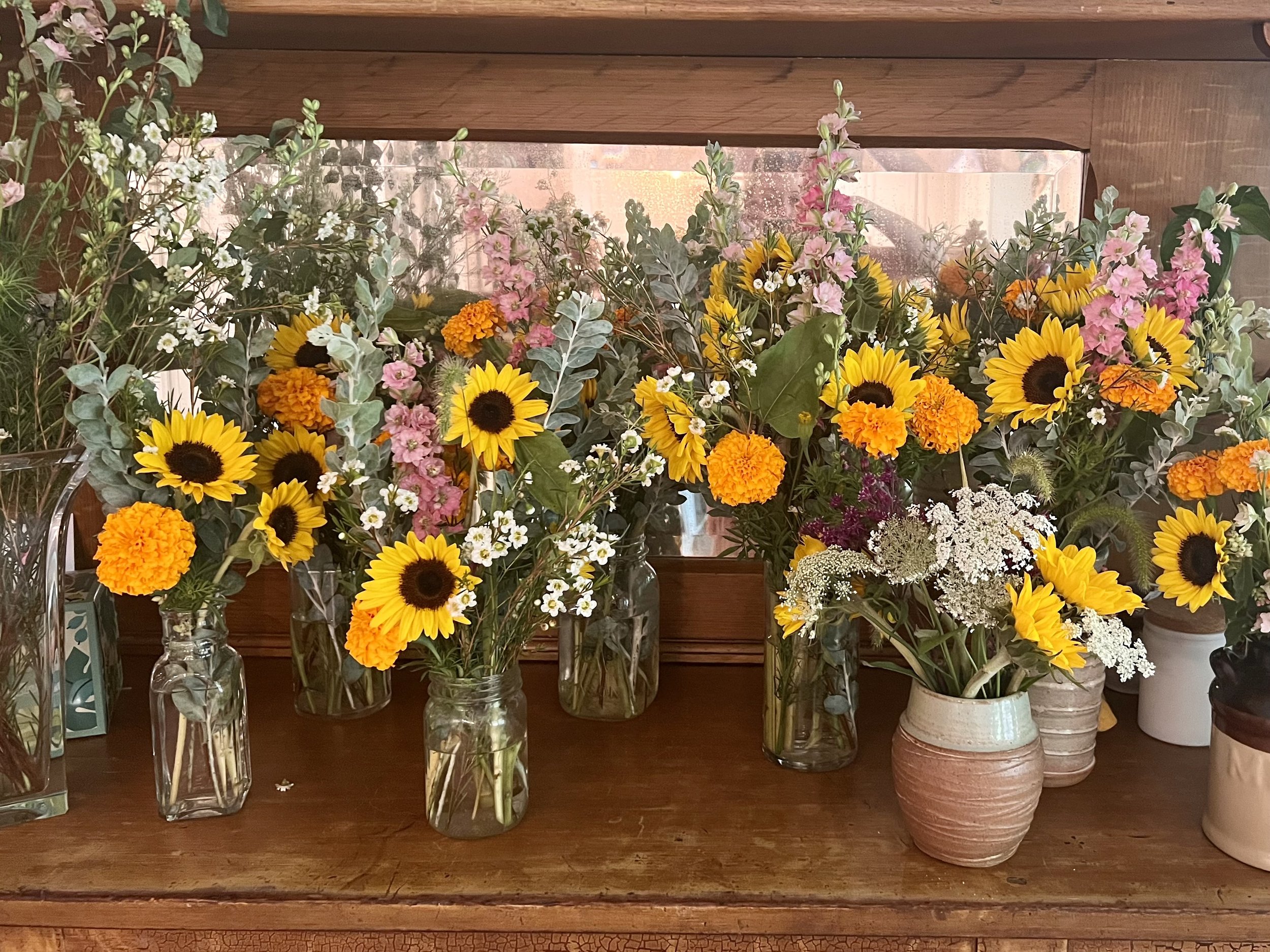 Create A Beautiful Bundle of Flowers!