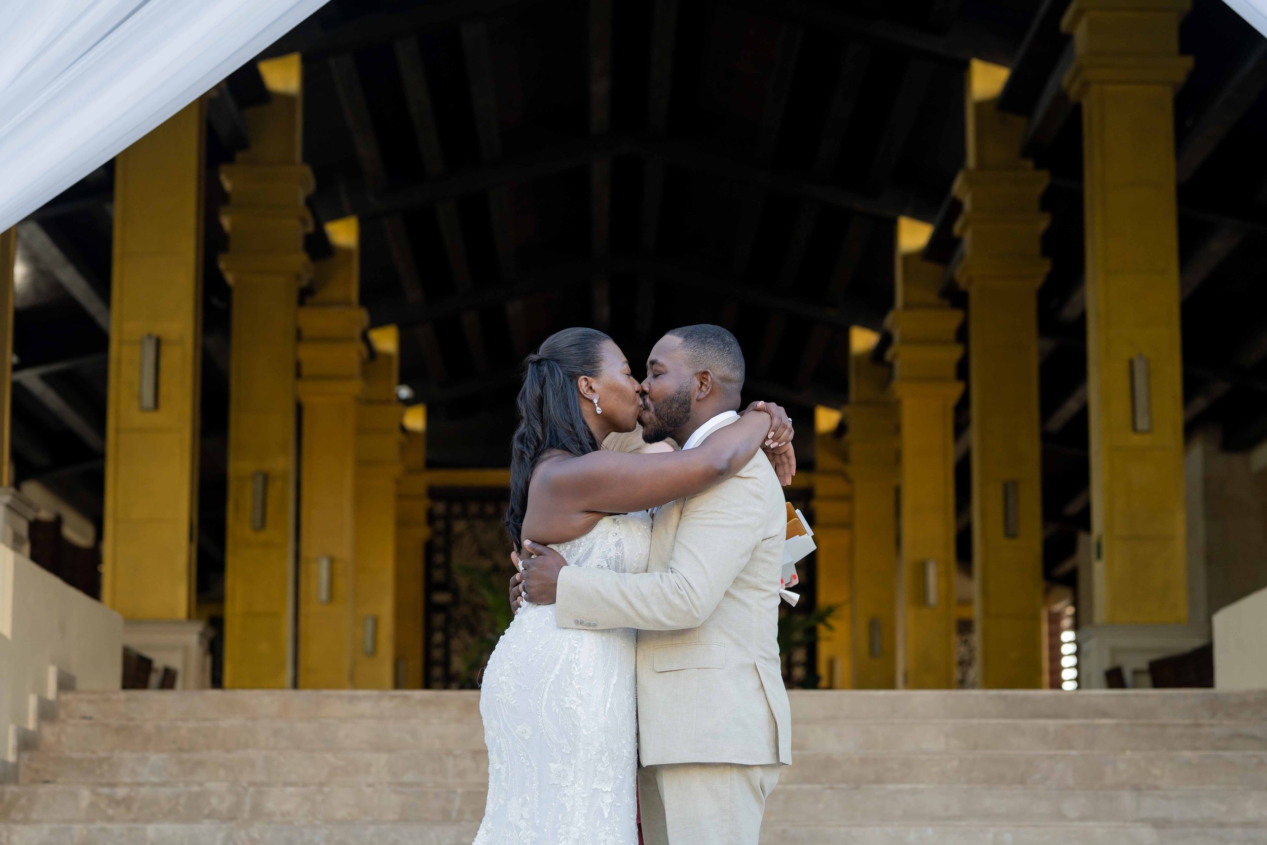 dreams cancun wedding photographer
