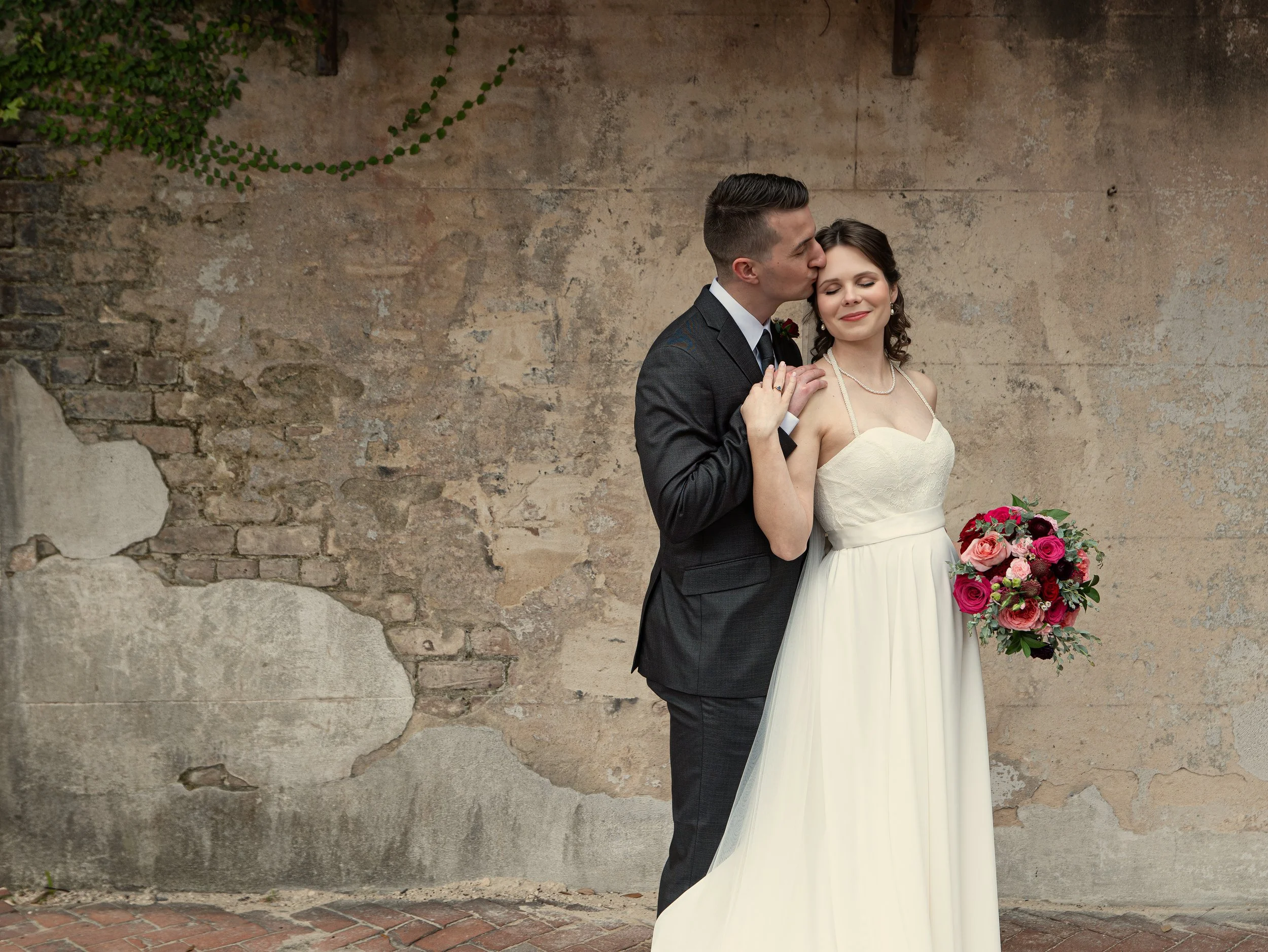 Romance in Savannah’s Historic District
