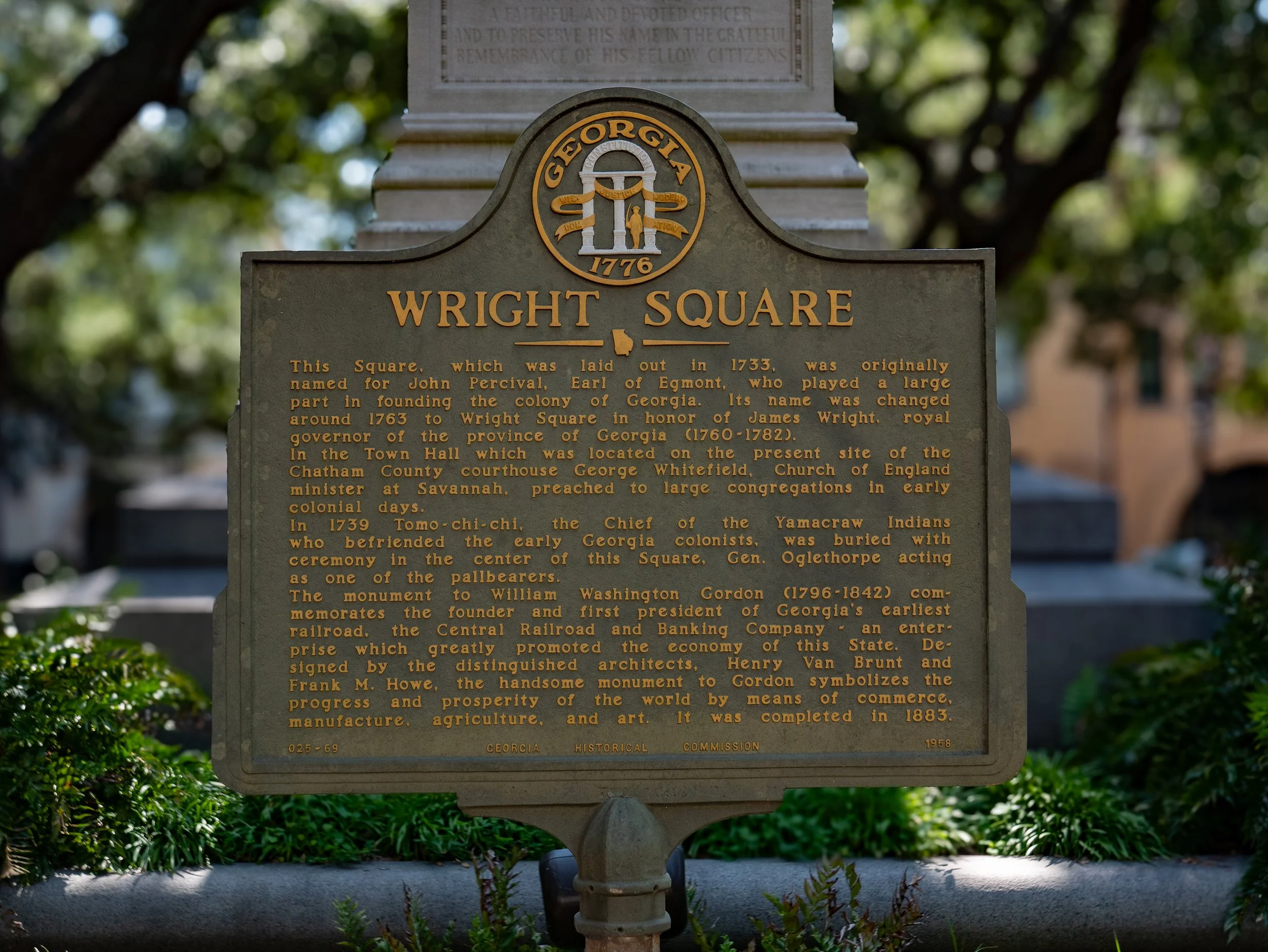 Wright Square historical marker in front of the Gordon Monument in Savannah