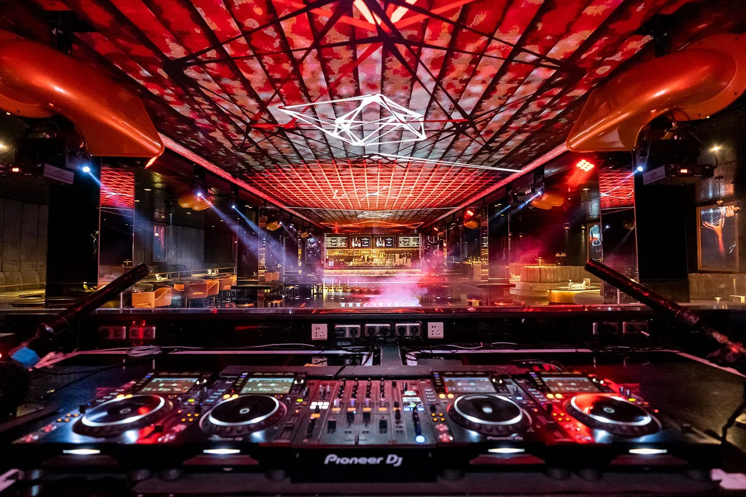 ShiShi Izakaya Lounge Bali Seminyak