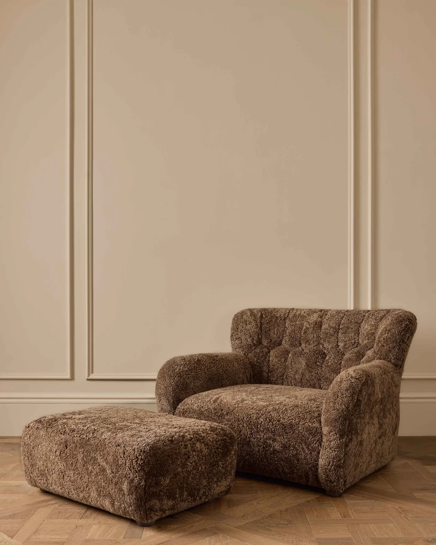 BIG DADDY LOVESEAT & FOOTSTOOL