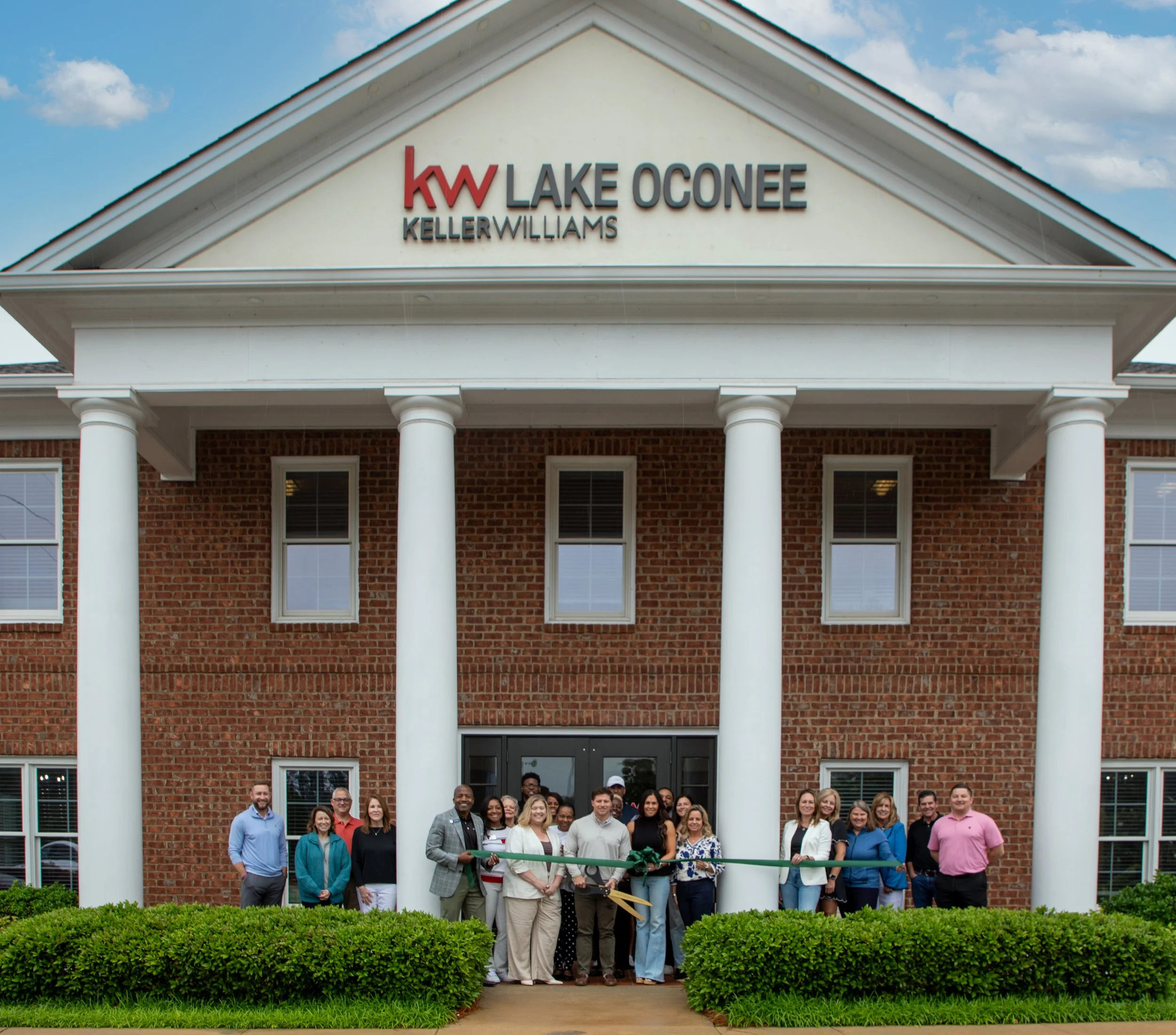 Chamber Celebrates Keller Williams New Office
