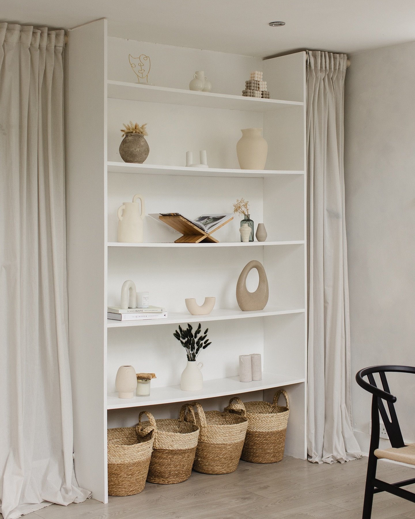 Neutral heaven 🤍✨☁️

[ Studio 22 ]