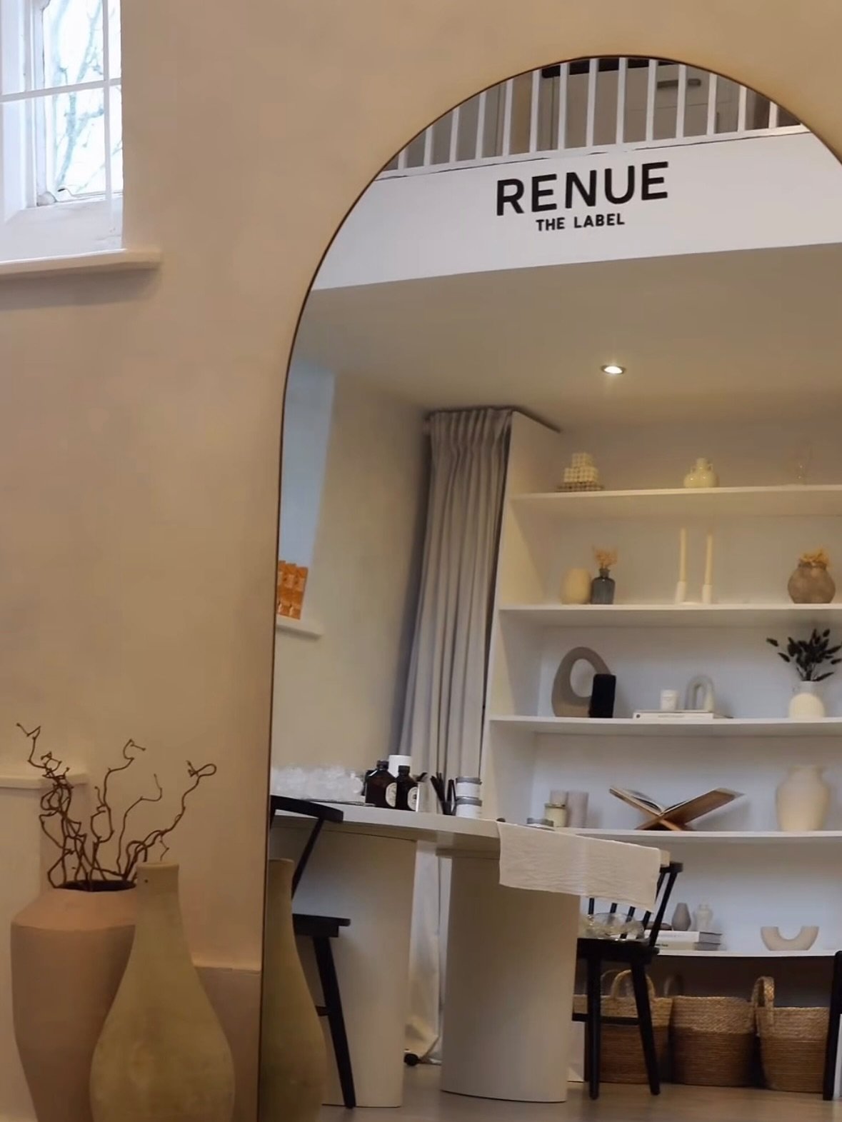 Renue x Matcha Mind

You know us for our content studios&hellip; not many people know we also host private events.

Work closely with our team to host an event your guests will never forget. 

Enquire via the link in bio 🤍
